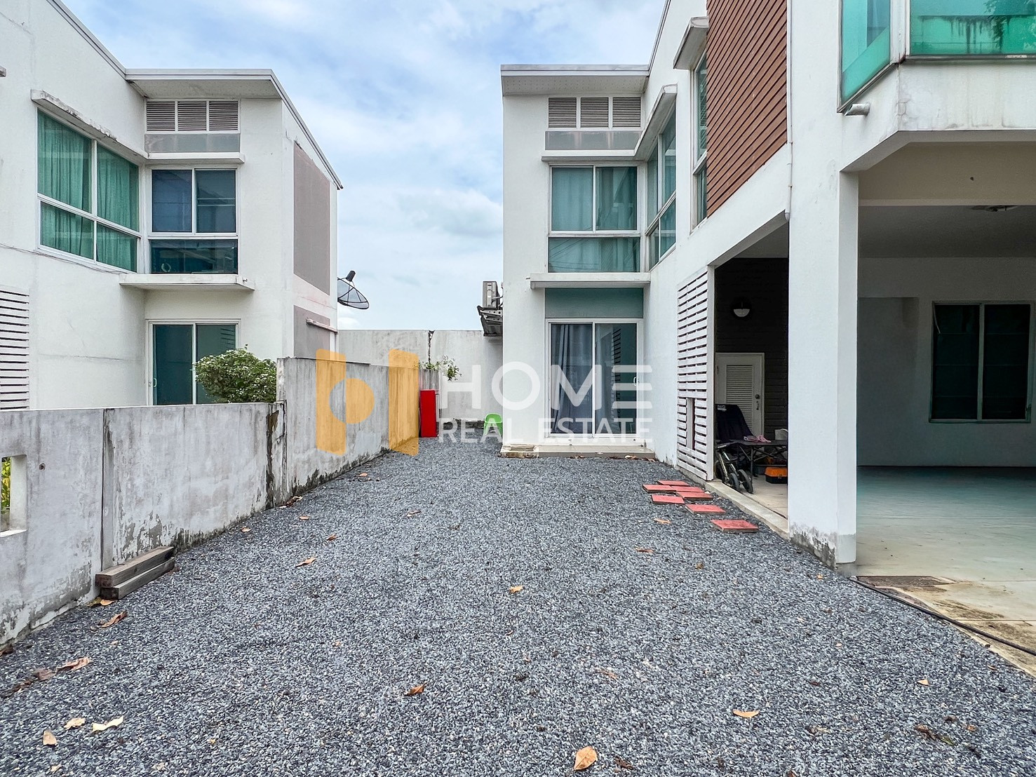 โฮมเพลส เดอะ พาร์ค วงแหวน - พระราม 9 / 3 ห้องนอน (ขาย), Home Place The Park Wongwan - Rama 9 / 3 Bedrooms (FOR SALE) BZD067