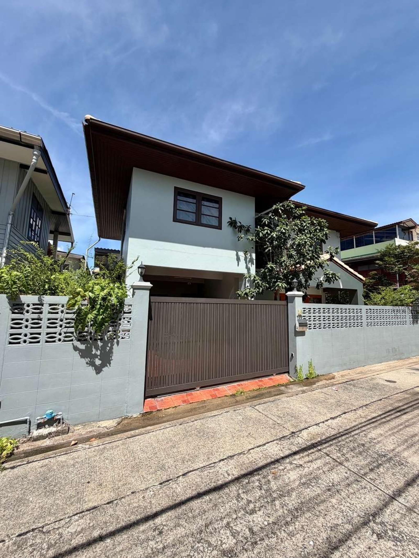 บ้านเดี่ยว 2 ชั้น - ประชาชื่น 41 / 4 ห้องนอน (ให้เช่า), Two-story detached house - Prachachuen 41 / 4 Bedrooms (FOR RENT) BNS198
