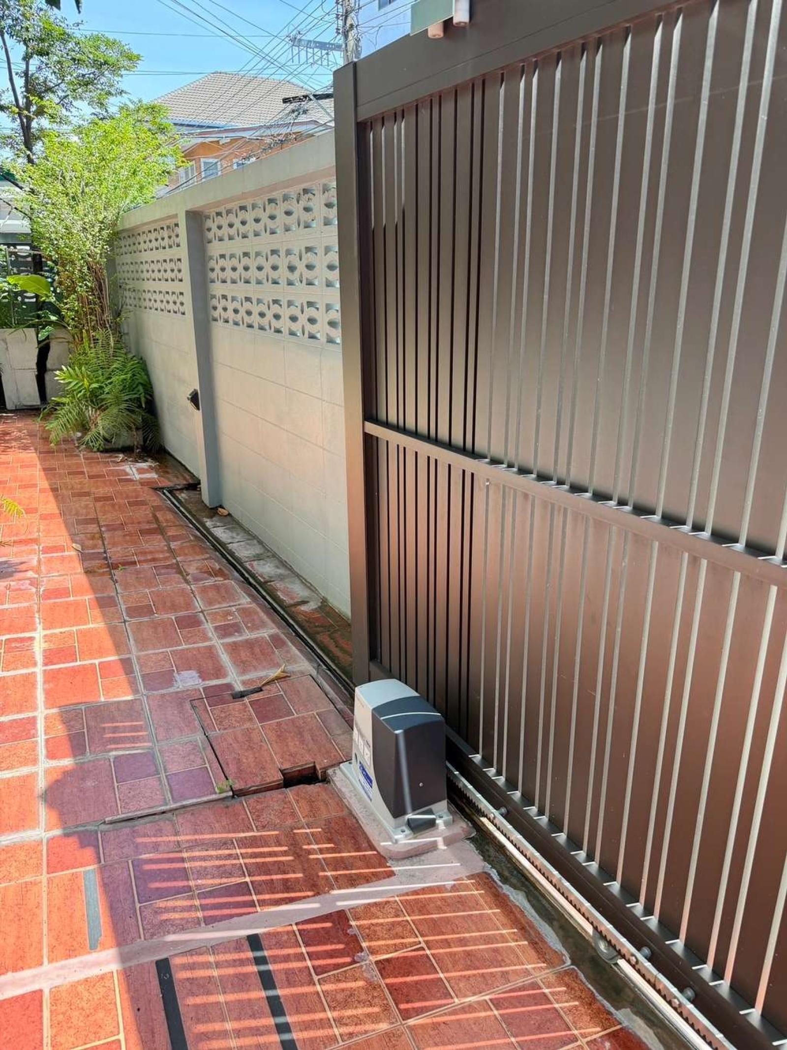 บ้านเดี่ยว 2 ชั้น - ประชาชื่น 41 / 4 ห้องนอน (ให้เช่า), Two-story detached house - Prachachuen 41 / 4 Bedrooms (FOR RENT) BNS198