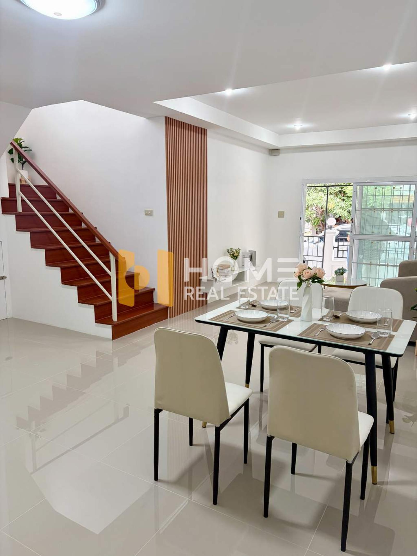 สวนหลวงวิลล์ 6 / 3 ห้องนอน (ขาย), Suanluang Ville 6 / 3 Bedrooms (FOR SALE) DA073