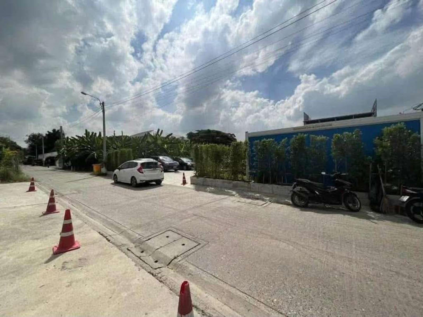 ที่ดิน 217 ตร.ว. แบริ่ง 31/1 / 217 ตร.วา (ให้เช่า), Land plot of 217 square wah Bearing 31/1 / 217 Square Wa (FOR RENT) DA077