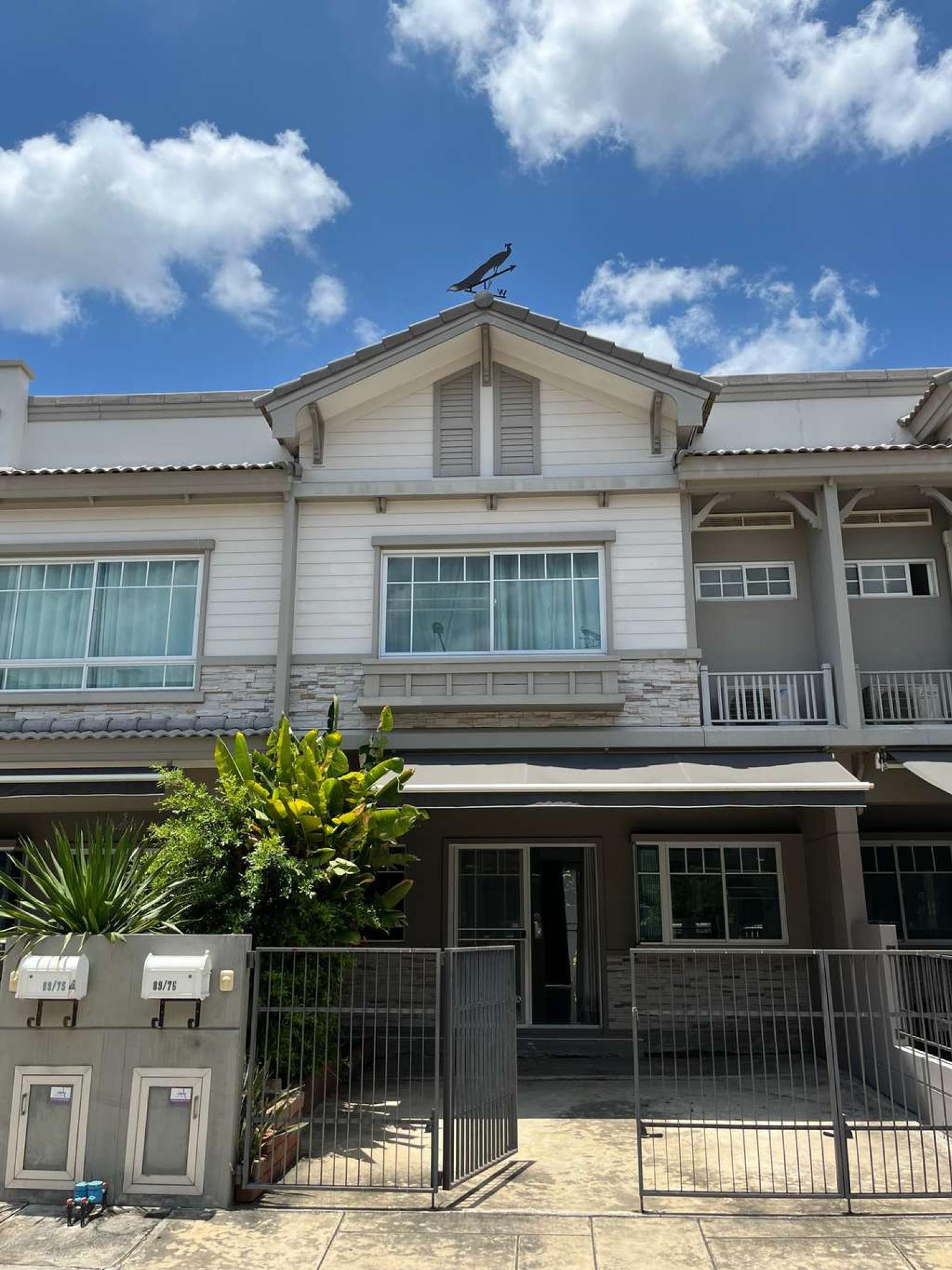 อินดี้ ปิ่นเกล้า - สิรินธร / 3 ห้องนอน (ขาย), Indy Pinklao - Sirinthorn / 3 Bedrooms (FOR SALE) EARK076