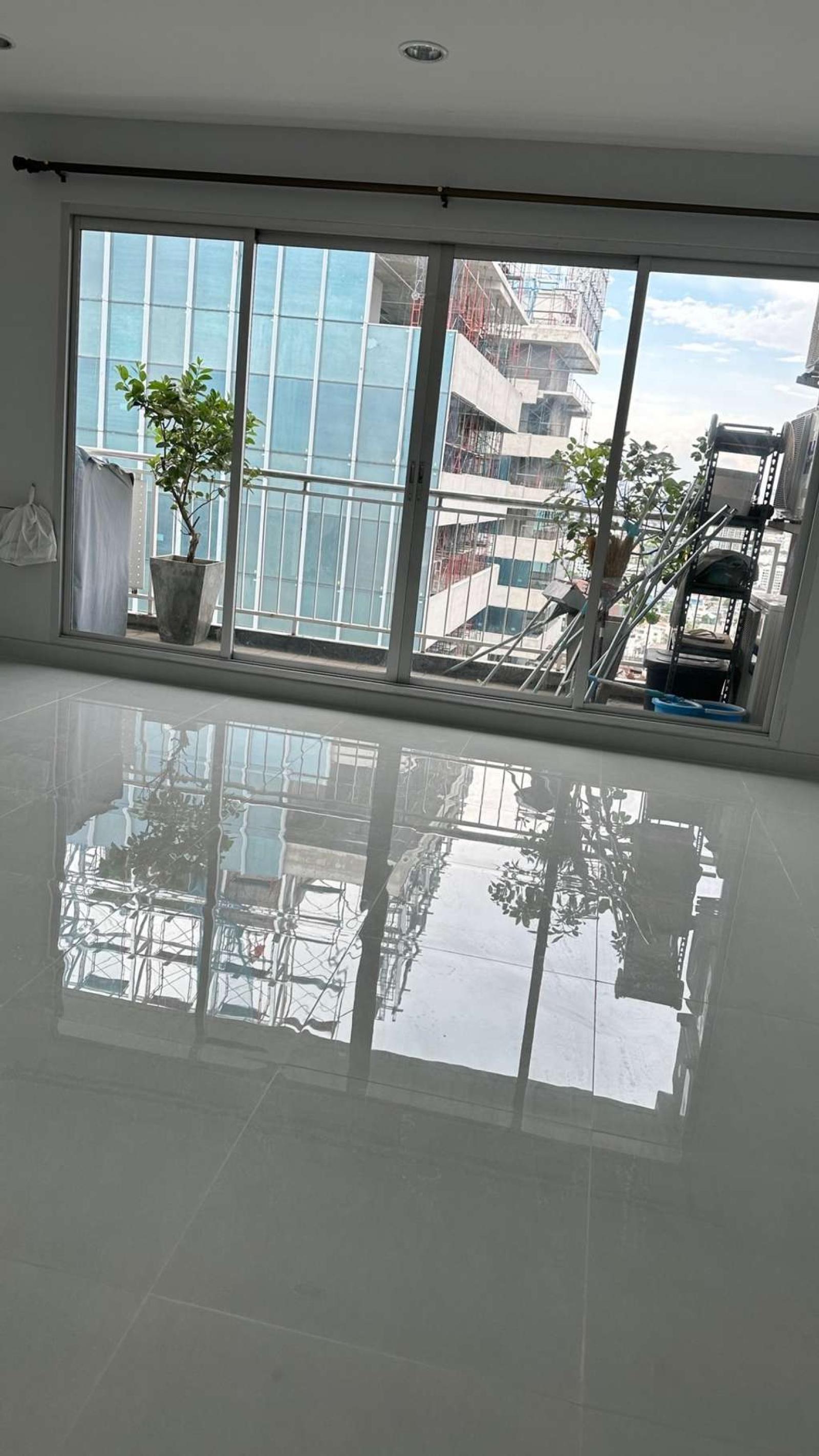 Centric Scene Sukhumvit 64 / 2 Bedrooms (SALE WITH TENANT), เซ็นทริค ซีน สุขุมวิท 64 / 2 ห้องนอน (ขายพร้อมผู้เช่า) PYN045