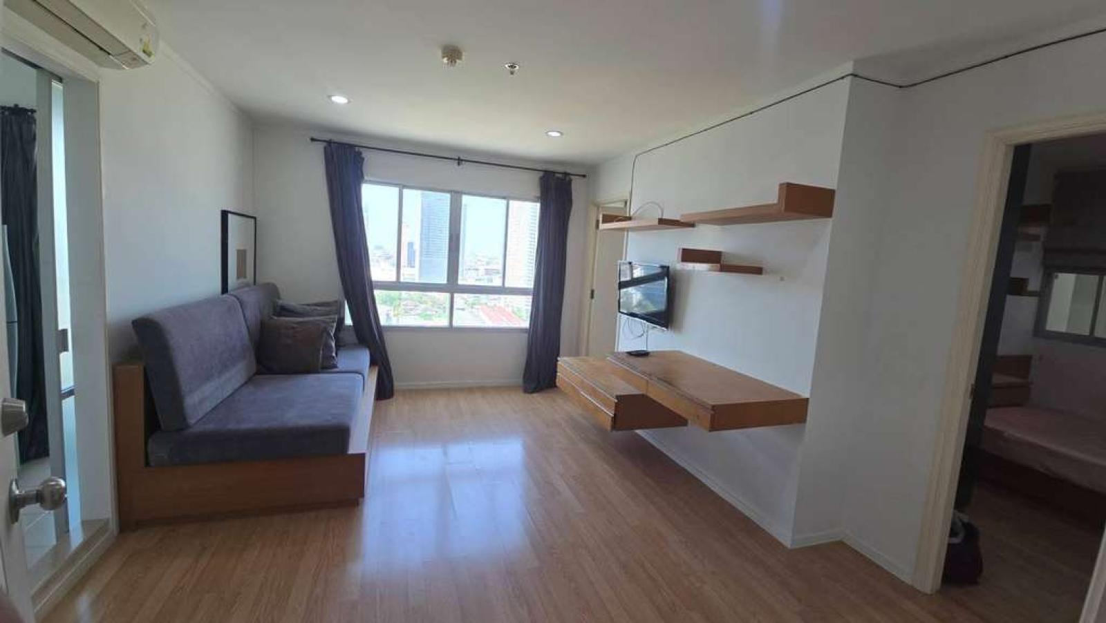 Lumpini Ville Sukhumvit 77 / 2 Bedrooms (SALE WITH TENANT), ลุมพินี วิลล์ สุขุมวิท 77 / 2 ห้องนอน (ขายพร้อมผู้เช่า) PYN126
