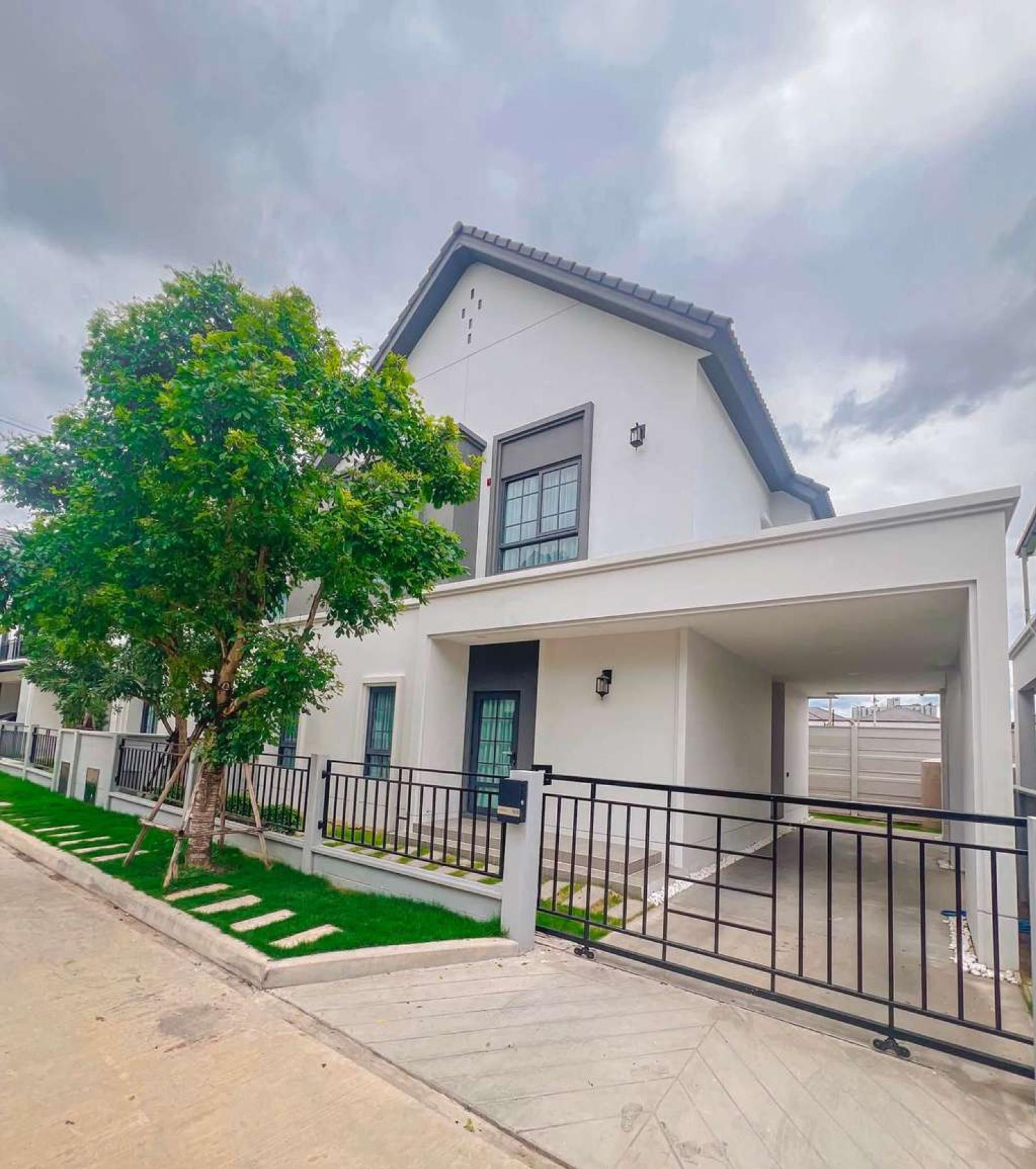 เซนโทร บางนา เฟส 2 / 4 ห้องนอน (ให้เช่า), Centro Bangna Phase 2 / 4 Bedrooms (FOR RENT) DA084