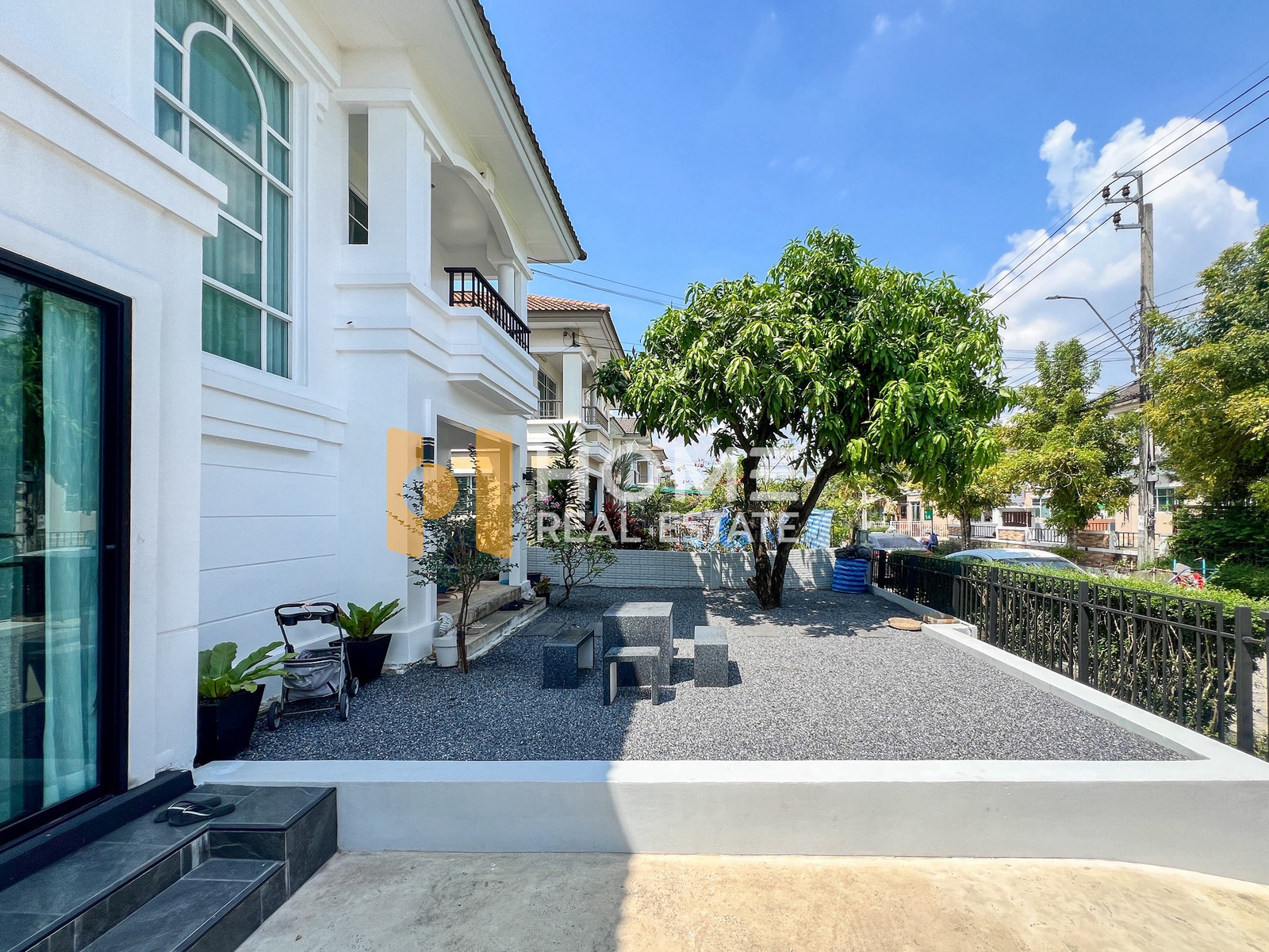 ภัสสร 21 พระราม 9 - วงแหวน / 4 ห้องนอน (เช่า), Passorn 21 Rama 9 - Wongwaen / 4 Bedrooms (FOR RENT) BZD112