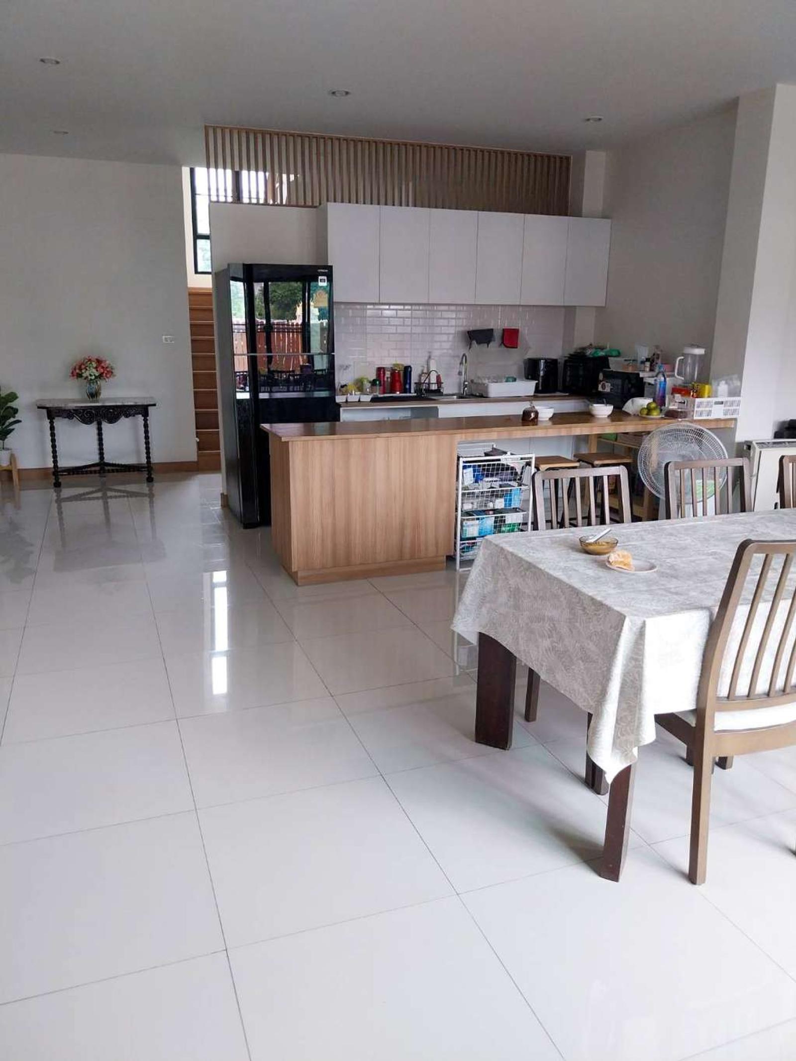 บ้านในซอยจรัญสนิทวงศ์ 71 แยก 3 / 4 ห้องนอน (ขาย), A house in Soi Charansanitwong 71, intersection 3. / 4 Bedrooms (FOR SALE) EARK085