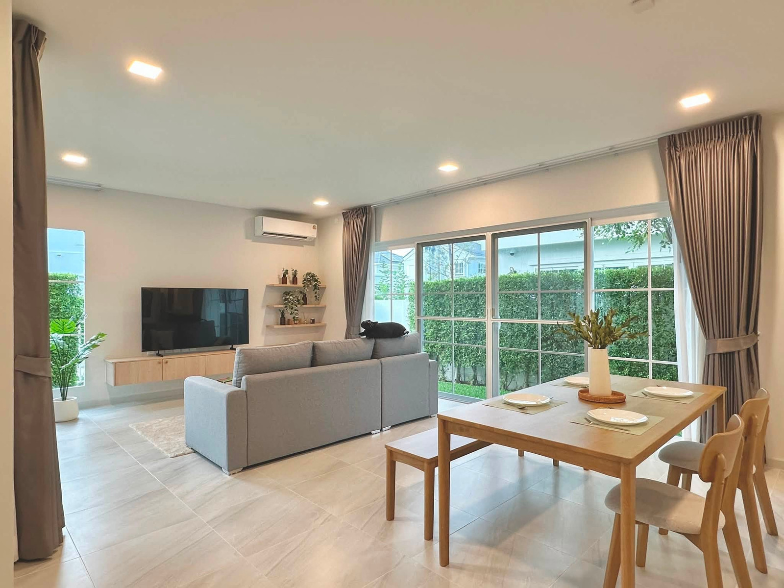 ชัยพฤกษ์ บางนา กม.15 / 3 ห้องนอน (ให้เช่า), Chaiyapruek Bangna km 15 / 3 Bedrooms (FOR RENT) DA105