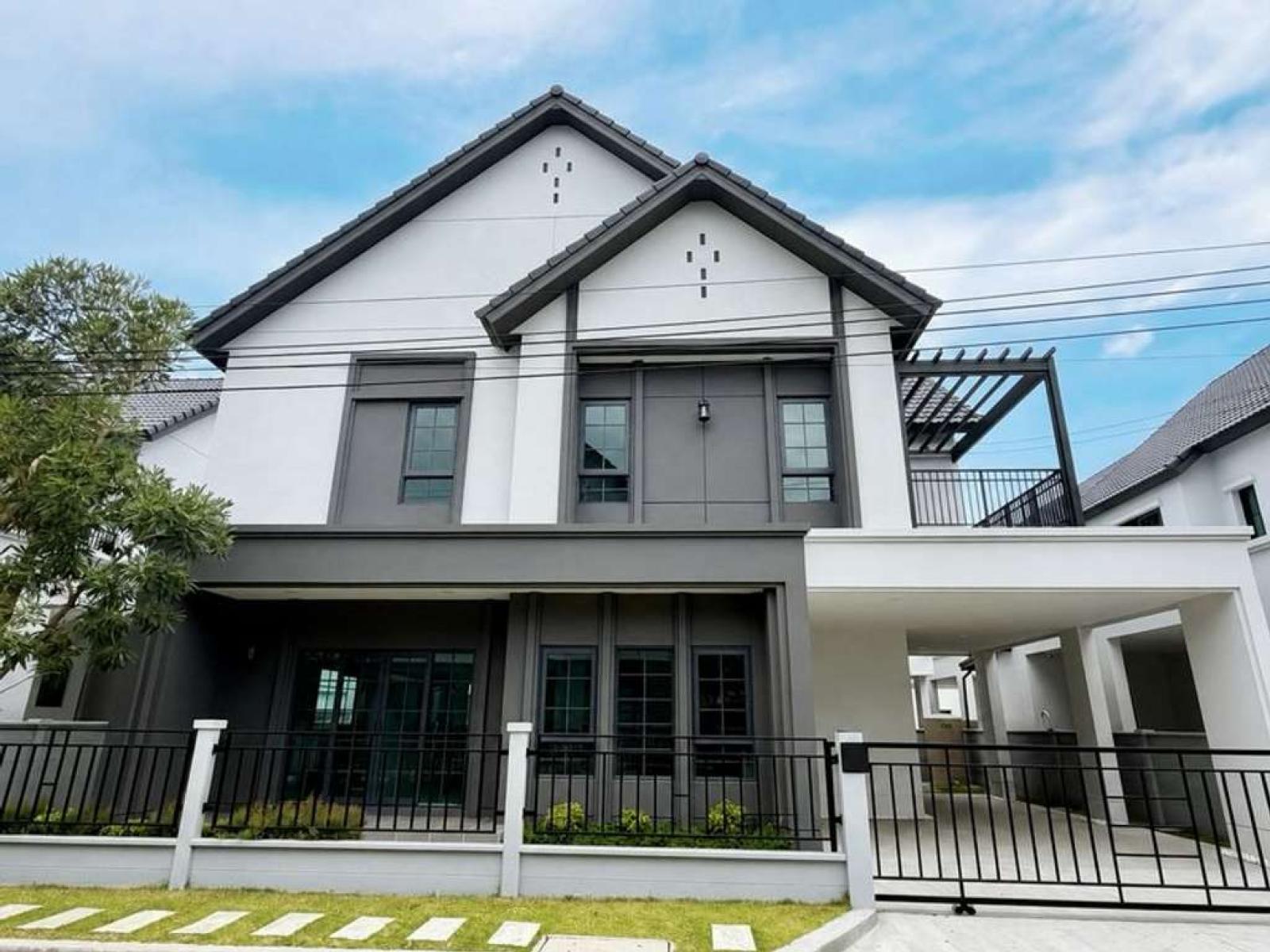เซนโทร บางนา เฟส 2 / 4 ห้องนอน (ขาย), Centro Bangna Phase 2 / 4 Bedrooms (FOR SALE) DA098