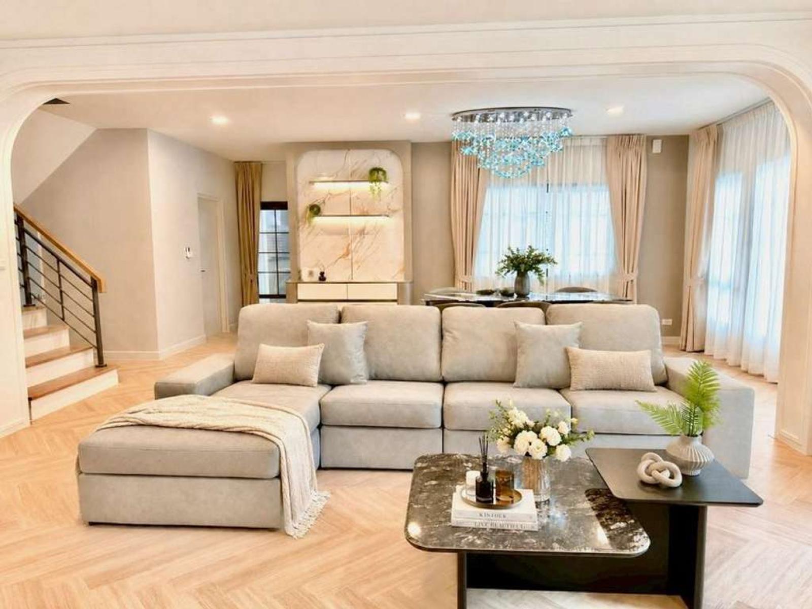 เซนโทร บางนา เฟส 2 / 4 ห้องนอน (ขาย), Centro Bangna Phase 2 / 4 Bedrooms (FOR SALE) DA098