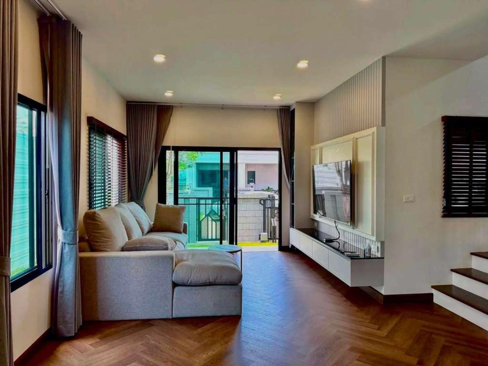 บริทาเนีย บางนา - ศรีวารี / 4 ห้องนอน (ขาย), Britania Bangna - Srivaree / 4 Bedrooms (FOR SALE) DA099
