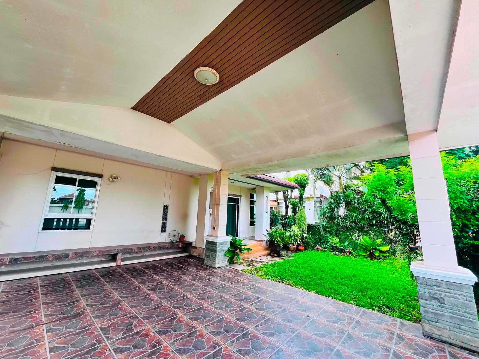 สราญสิริ ราชพฤกษ์ - แจ้งวัฒนะ / 3 ห้องนอน (ให้เช่า), Saransiri Ratchaphruk - Changwattana / 3 Bedrooms (FOR RENT) EARK090