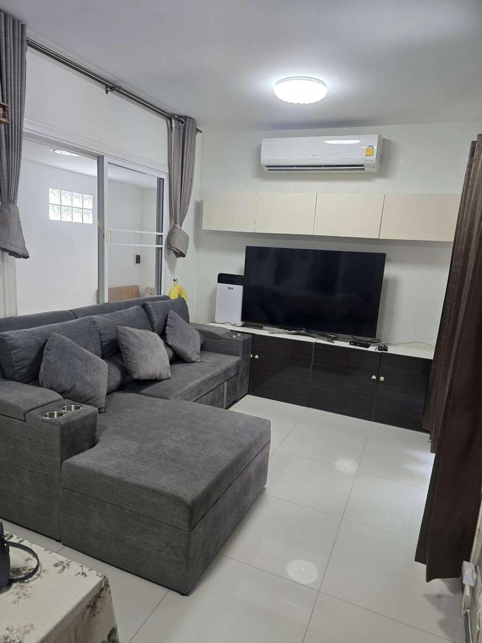 โฮมเพลส เดอะ พาร์ค วงแหวน - พระราม9 / 3 ห้องนอน (ให้เช่า), Home Place The Park Wongwaen - Rama9 / 3 Bedrooms (FOR RENT) BZD253