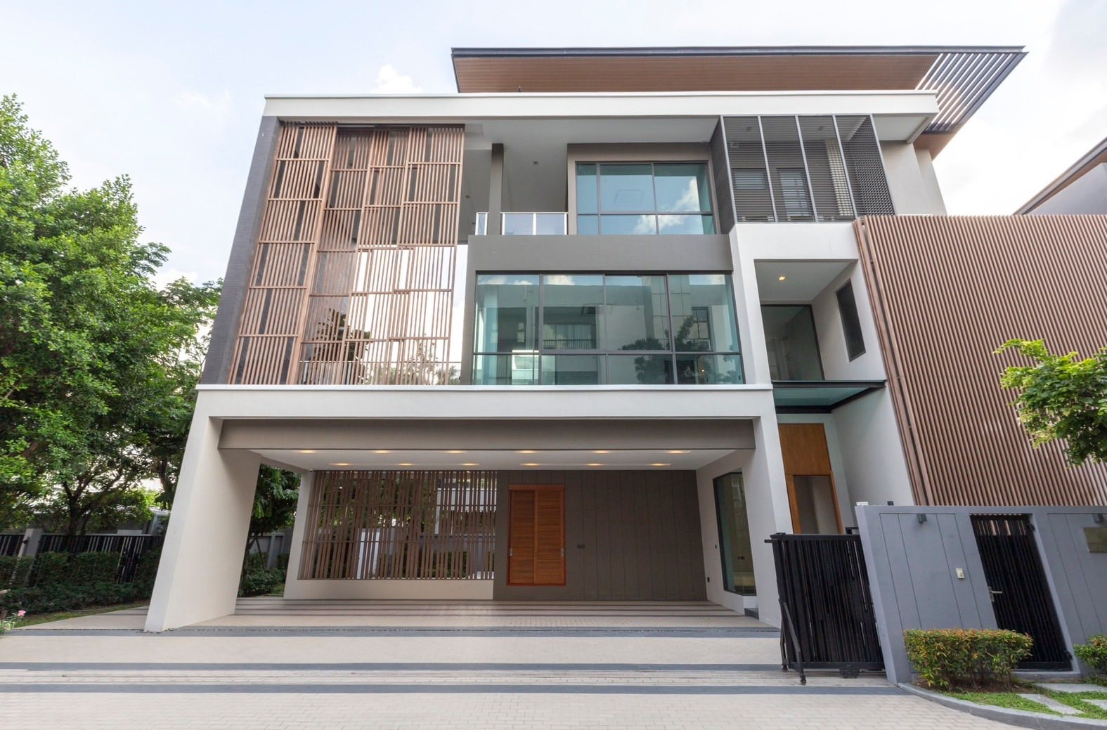 เดอะ เจนทริ วิภาวดี / 5 ห้องนอน (ขาย), The Gentry Vibhavadi / 5 Bedrooms (FOR SALE) BNS221