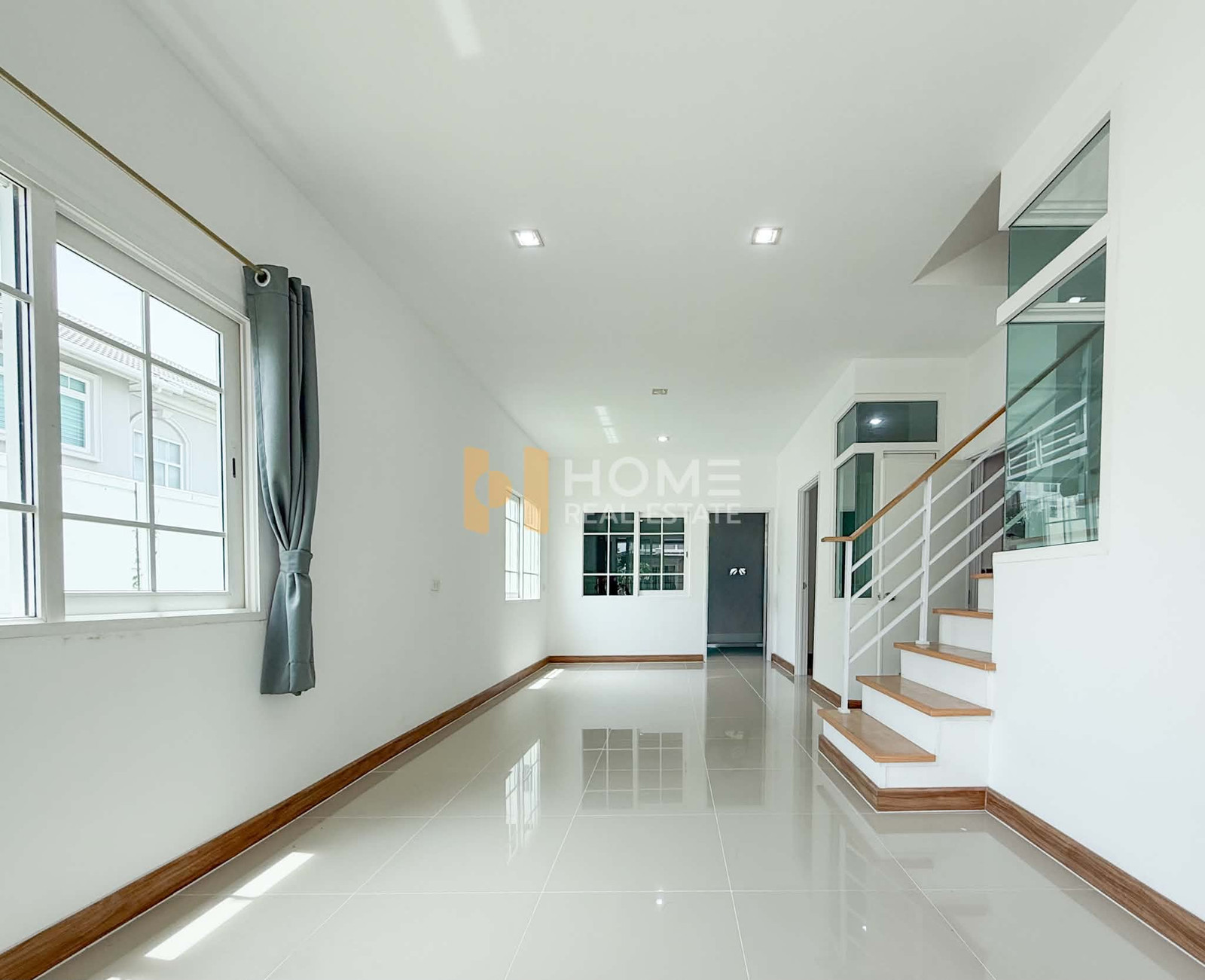 โกลเด้นทาวน์ 2 ปิ่น กล้า จรัญสนิทวงศ์ / 4 ห้องนอน (ขาย), Golden Town 2 Pinklao Charansanitwong / 4 Bedrooms (FOR SALE) BALL432