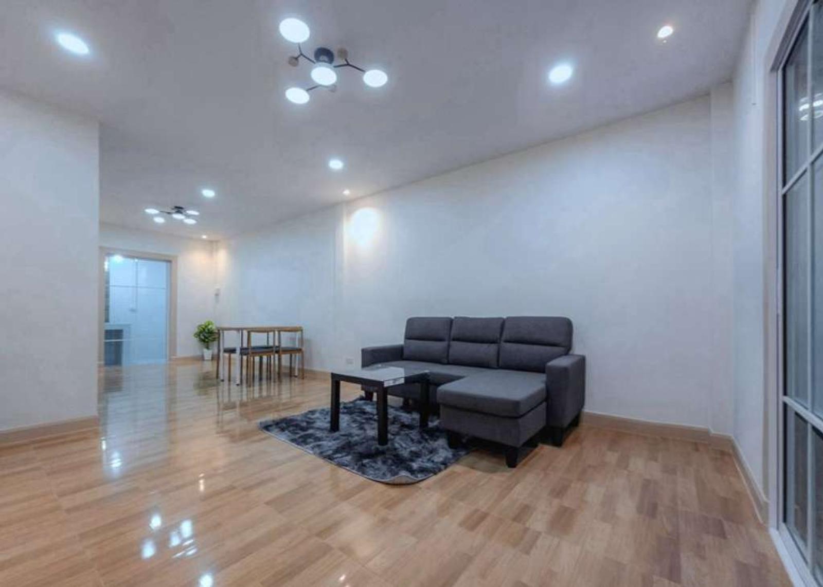 หมู่บ้านมนวดี / 3 ห้องนอน (ขาย), Manawadee Village / 3 Bedrooms (FOR SALE) EARK103