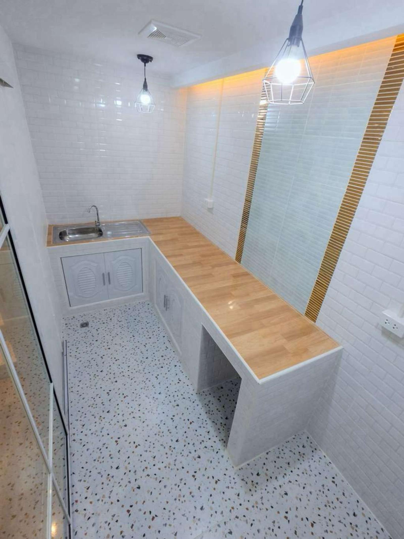 หมู่บ้านมนวดี / 3 ห้องนอน (ขาย), Manawadee Village / 3 Bedrooms (FOR SALE) EARK103