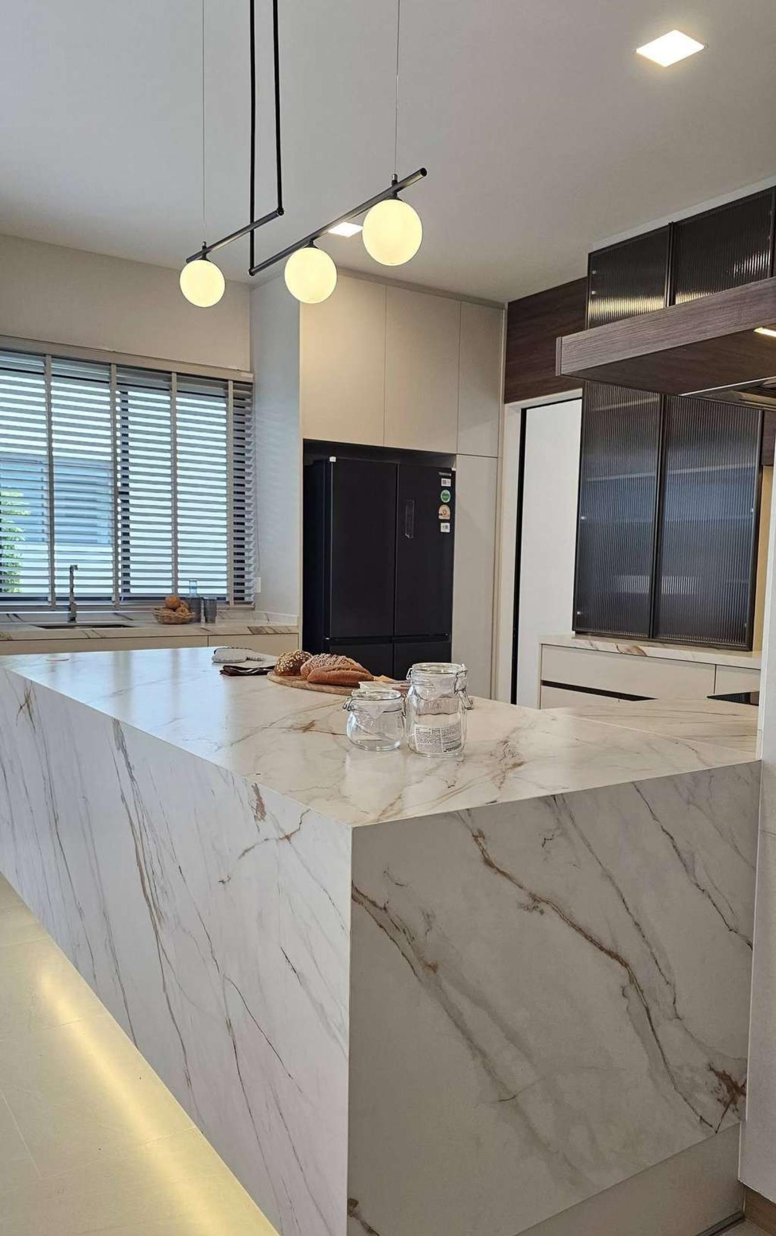 มัณฑนา บางนา กม.15 / 4 ห้องนอน (ให้เช่า), MANTANA Bangna km 15 / 4 Bedrooms (FOR RENT) DA142