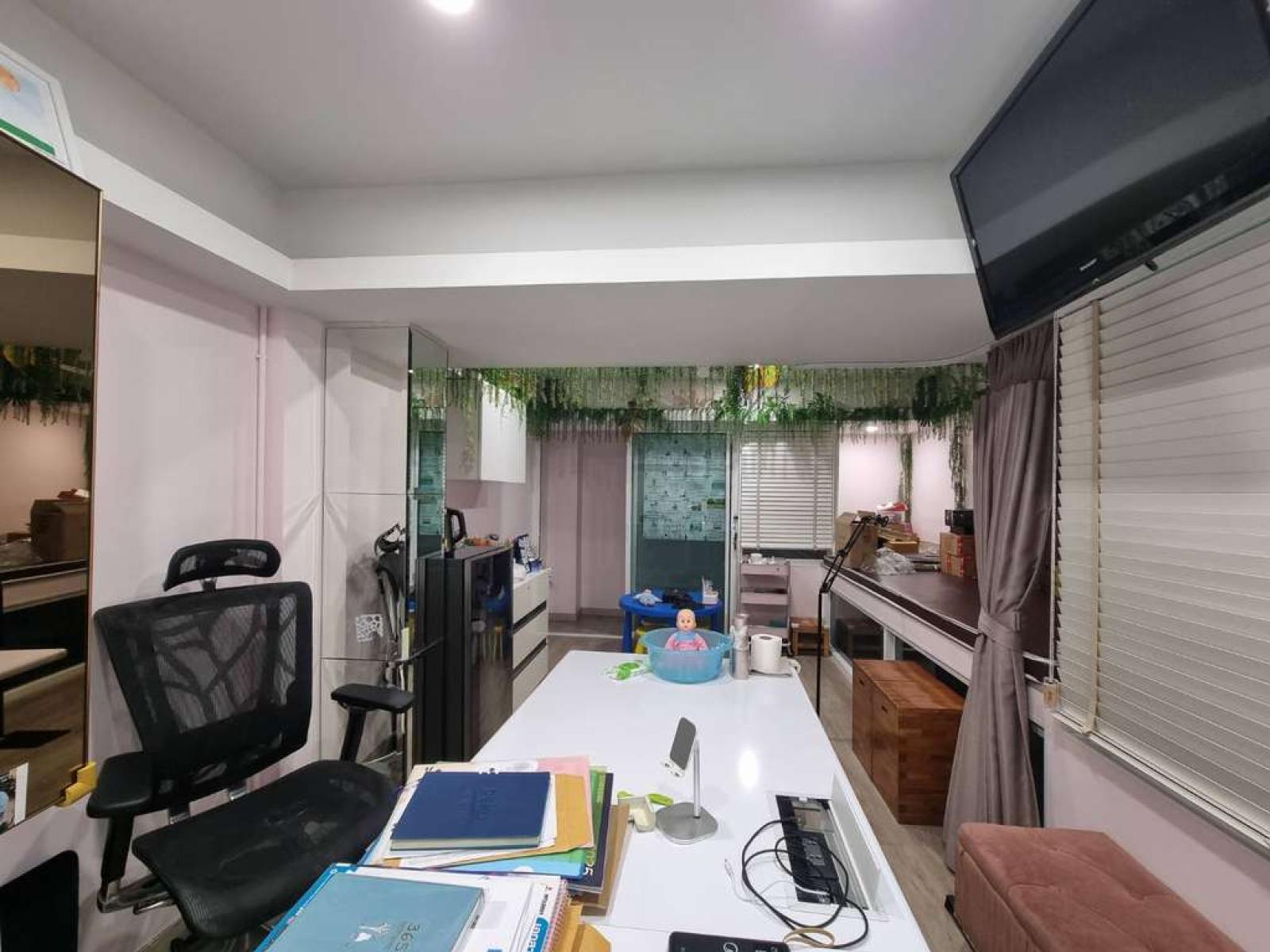 อาคารพาณิชย์ ซอยวัดลาดปลาดุก / 4 ชั้น (ขาย), Commercial building Soi Wat Lad Pladuk / 4 Storey (FOR SALE) FAIR102