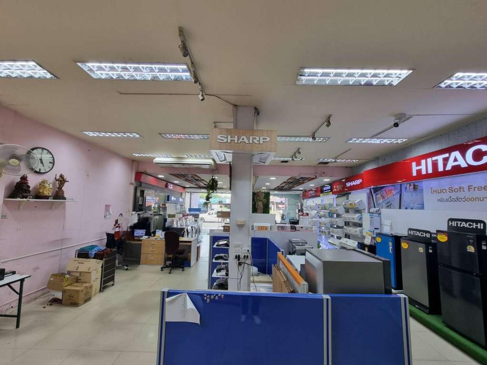 อาคารพาณิชย์ ซอยวัดลาดปลาดุก / 4 ชั้น (ขาย), Commercial building Soi Wat Lad Pladuk / 4 Storey (FOR SALE) FAIR102
