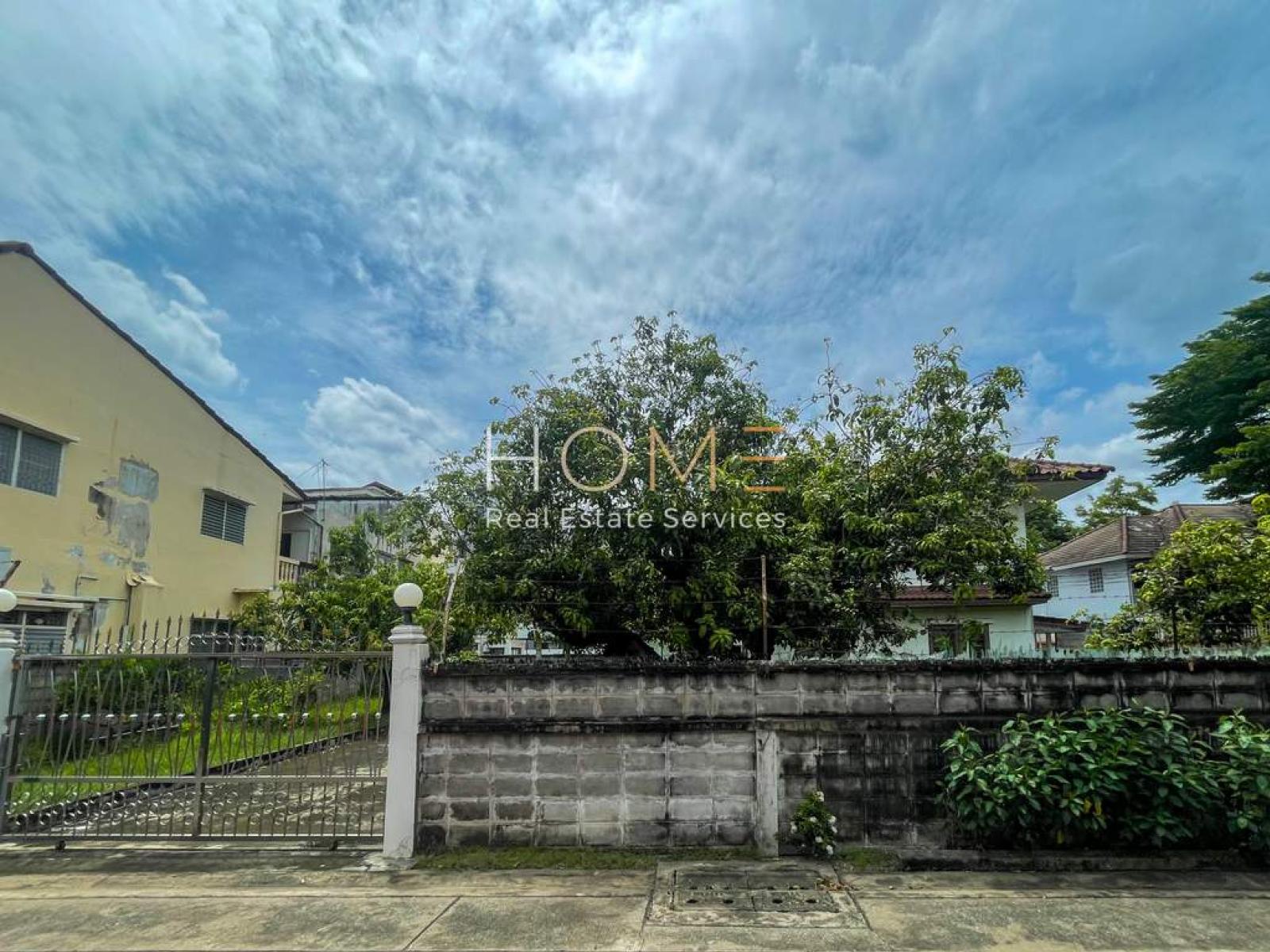 บ้านเดี่ยวอ่อนนุช 17 - พัฒนาการ 20 / 138 ตร.วา (ขาย), Detached house Onnut 17 - Phatthanakan 20 / 138 Square Wa (FOR SALE) FAS052