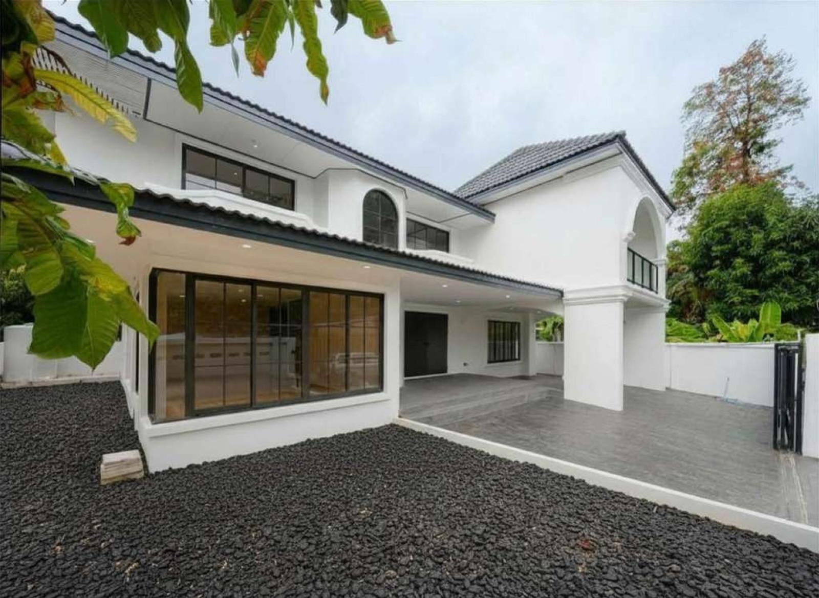 บ้านเดี่ยวรีโนเวทใหม่ หมู่บ้านถาวรนิเวศน์ / 4 ห้องนอน (ขาย), Newly renovated detached house in Thaworn Niwet Village / 4 Bedrooms (FOR SALE) PSRN002