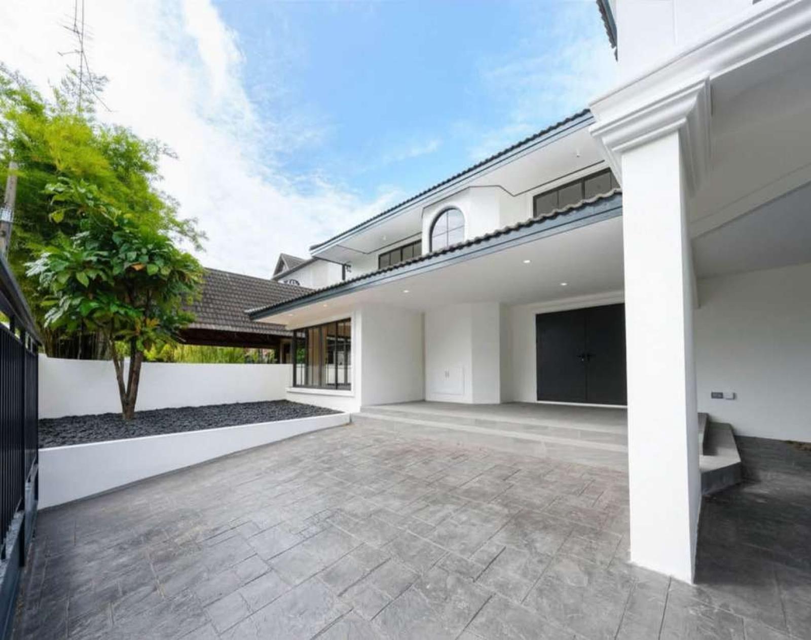 บ้านเดี่ยวรีโนเวทใหม่ หมู่บ้านถาวรนิเวศน์ / 4 ห้องนอน (ขาย), Newly renovated detached house in Thaworn Niwet Village / 4 Bedrooms (FOR SALE) PSRN002