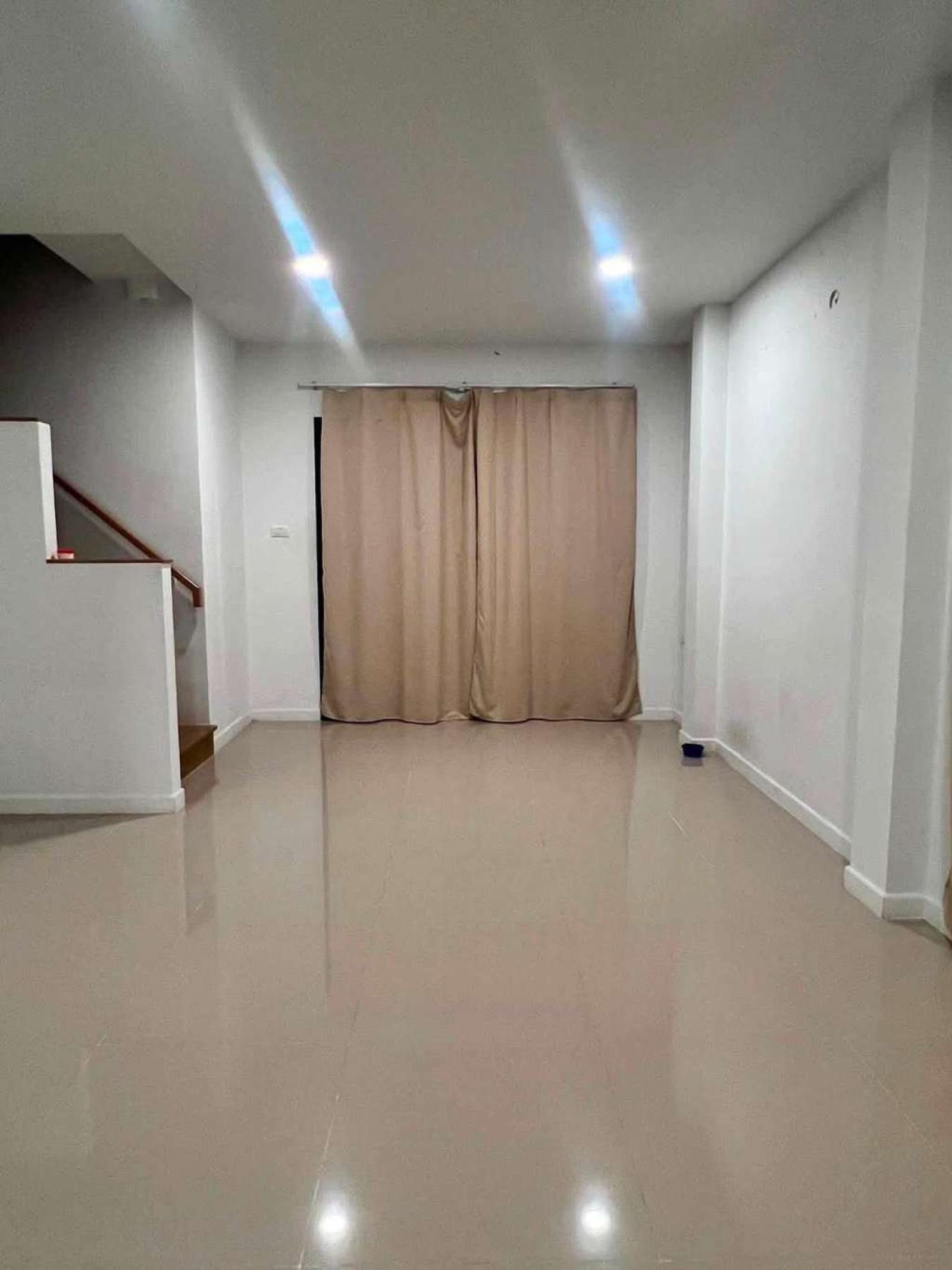 ลุมพินี ทาวน์เพลส สุขุมวิท - ศรีนครินทร์ / 4 ห้องนอน (ให้เช่า), Lumpini Town Place Sukhumvit - Srinakarin / 4 Bedrooms (FOR RENT) PSRN007