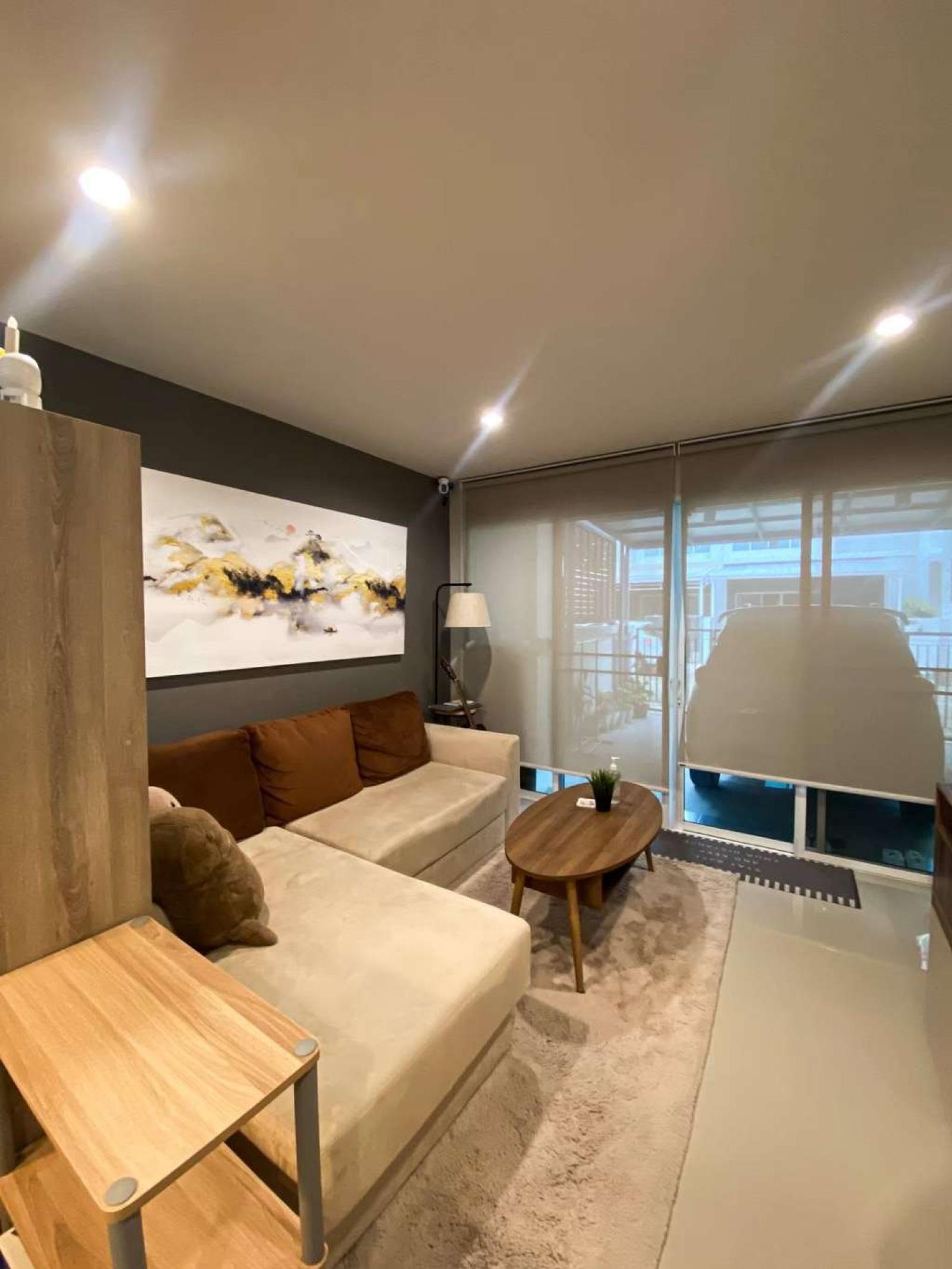 บ้านอัครา รามคำแหง - วงแหวน / 5 ห้องนอน (ขายพร้อมผู้เช่า), Baan Akara Ramkhamheng - Wongwaen / 5 Bedrooms (SALE WITH TENANT) BZD266