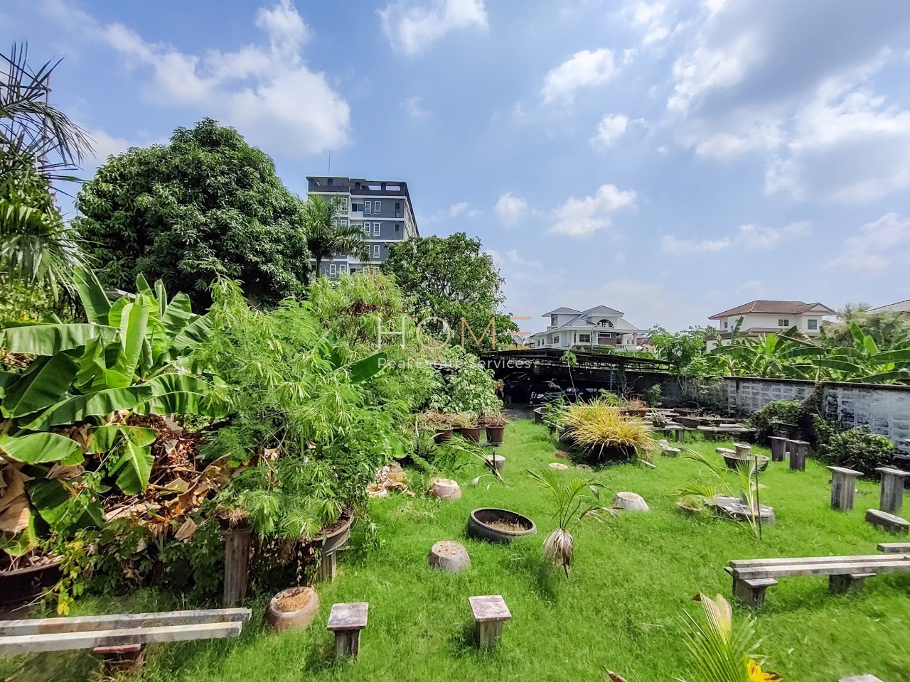 ที่ดินพร้อมสิ่งปลูกสร้างสุขุมวิท 77 ซอยอ่อนนุช 14 (ขาย), Land with buildings in Sukhumvit 77 Soi On Nut 14 (FOR SALE) PALM671