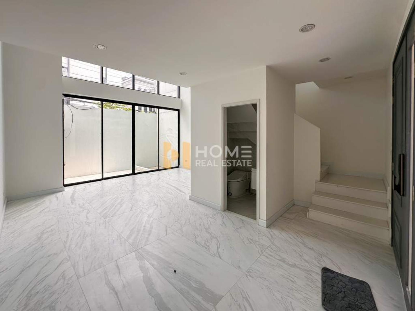 เดอะ เพิร์ล เรสซิเด้นซ์ ทางด่วนศรีรัช - จรัญ 75 / 3 ห้องนอน (ขาย), The Pearl Residence Sirat Expressway - Charan 75 / 3 Bedrooms (FOR SALE) EARK070