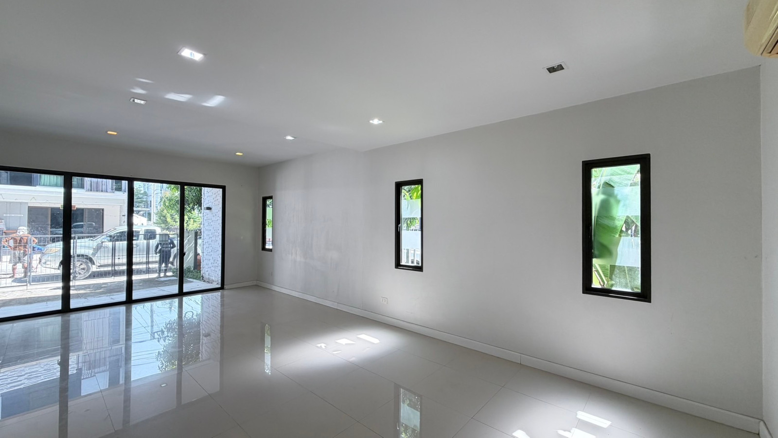 เพล็กซ์ บางนา / 3 ห้องนอน (เช่า), Plex Bangna / 3 Bedrooms (FOR RENT) DA132