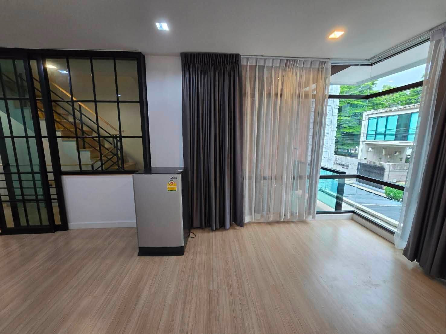 เพล็กซ์ บางนา / 3 ห้องนอน (ให้เช่า), Plex Bangna / 3 Bedrooms (FOR RENT) DA168