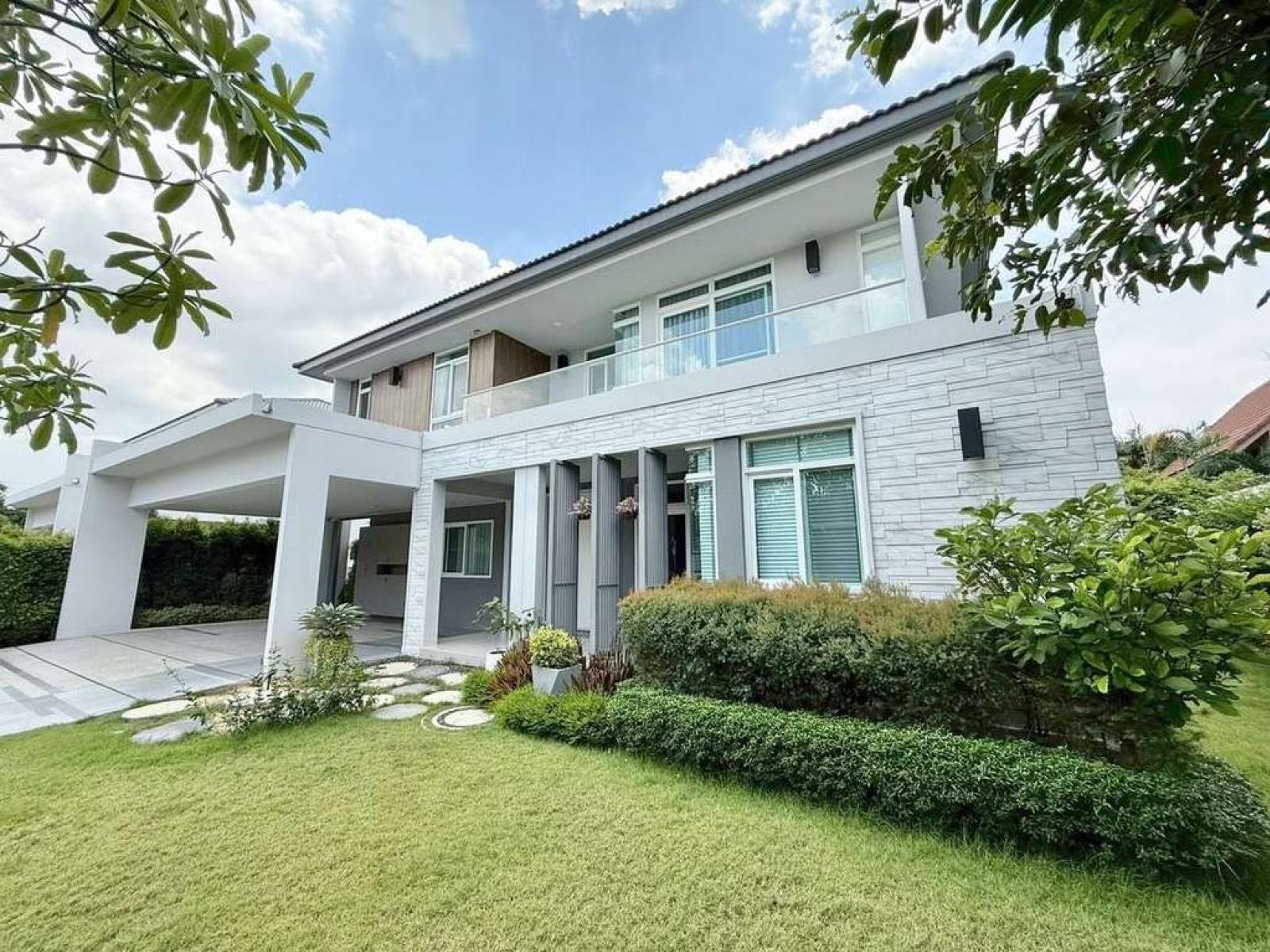 มัณฑนา 2 มอเตอร์เวย์ - กรุงเทพกรีฑาตัดใหม่ / 4 ห้องนอน (ขาย), Mantana2 Motorway - New Krungthepkreetha / 4 Bedrooms (FOR SALE) BZD272