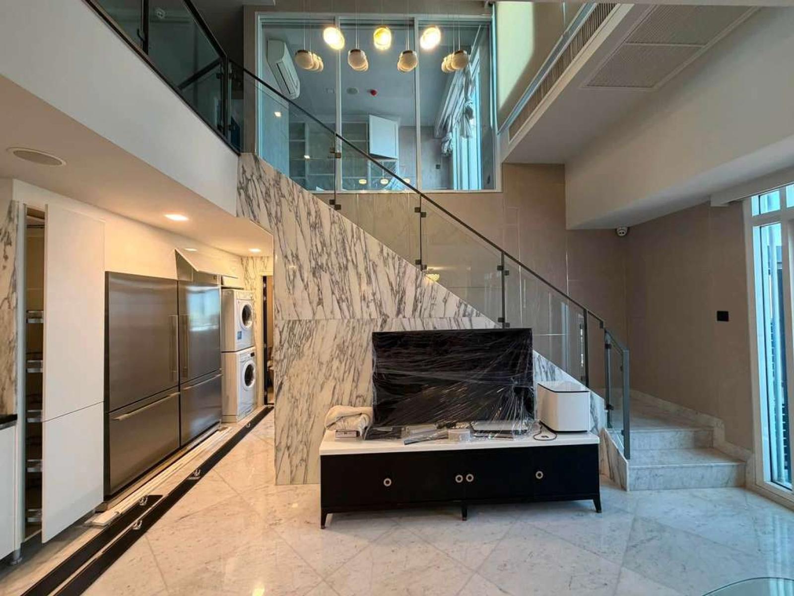 Maestro 01 Yennakart / Duplex 3 Bed (FOR SALE), มาเอสโตร 01 เย็นอากาศ / ดูเพล็กซ์ 3 ห้องนอน (ขาย) FAHH014
