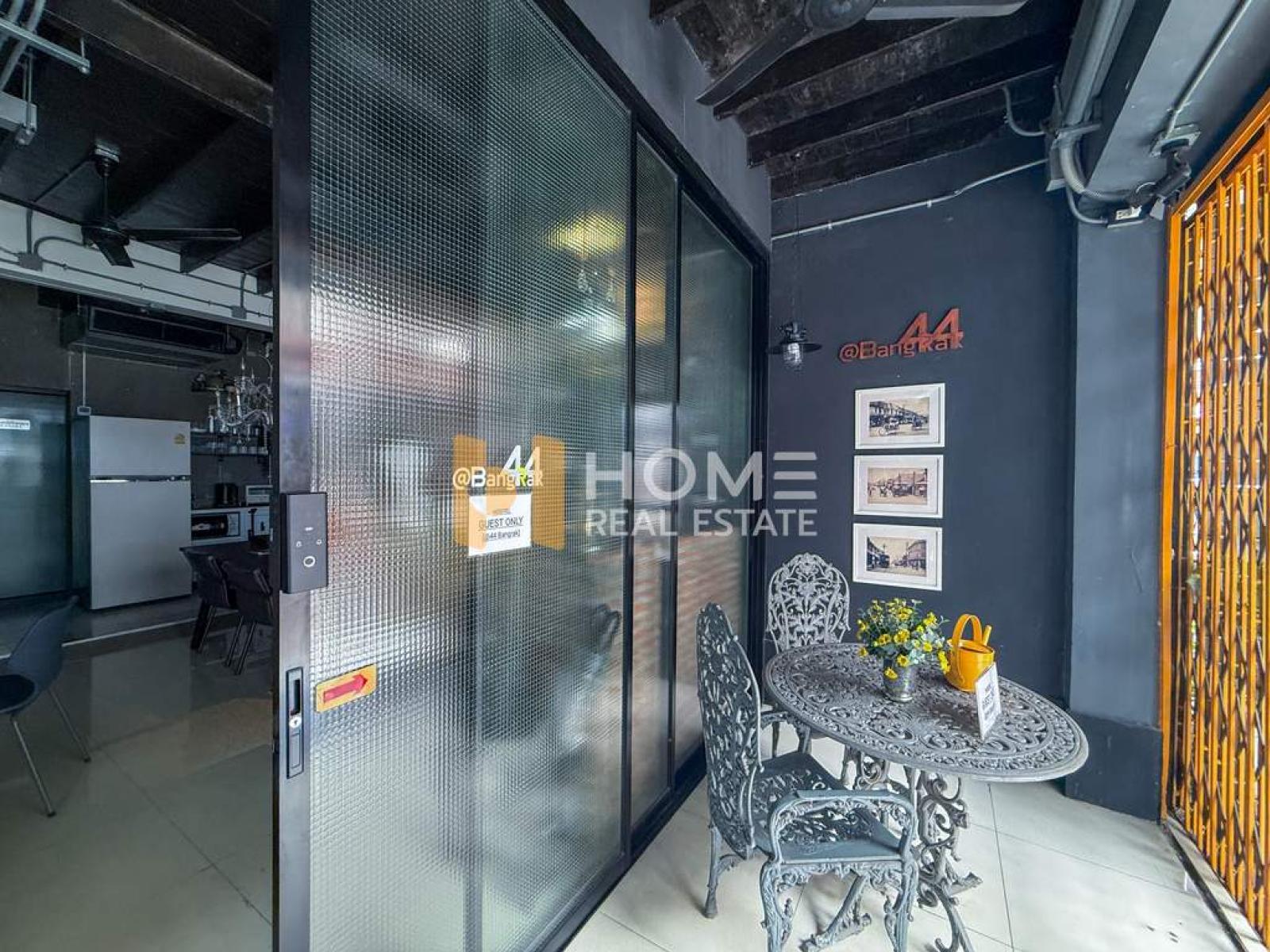 Shophouse in Bang Rak, Charoen Krung 44 / 3 Bedrooms (FOR SALE), ตึกแถวบางรัก เจริญกรุง 44 / 3 ห้องนอน (ขาย) PALM905