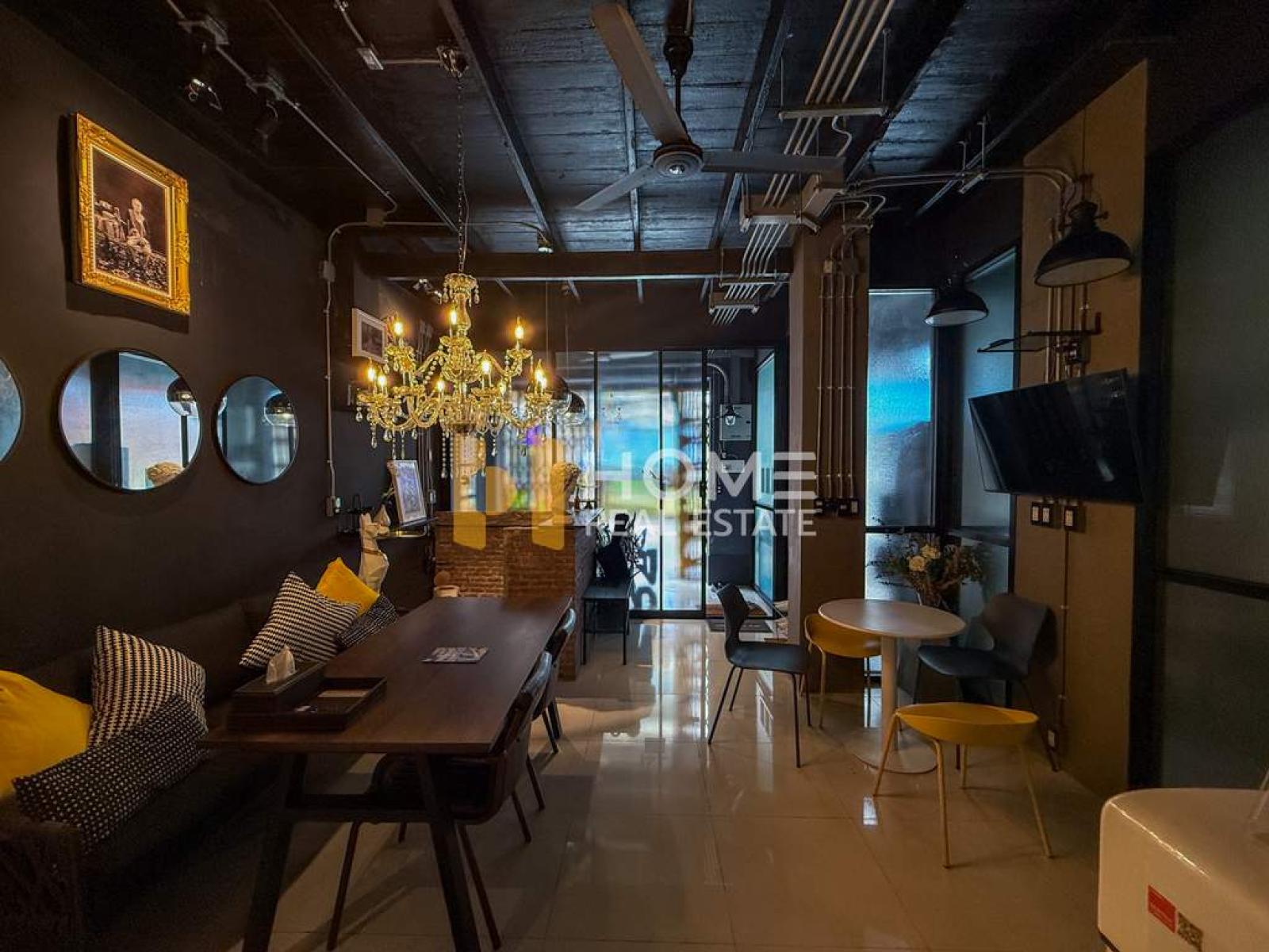 Shophouse in Bang Rak, Charoen Krung 44 / 3 Bedrooms (FOR SALE), ตึกแถวบางรัก เจริญกรุง 44 / 3 ห้องนอน (ขาย) PALM905