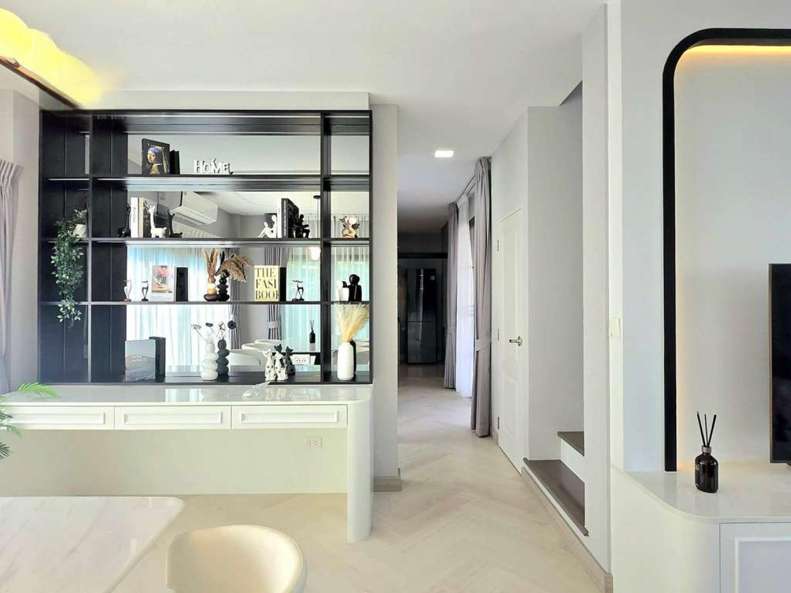 แกรนด์ พลีโน่ สุขุมวิท - บางนา / 4 ห้องนอน (ให้เช่า), Grande Pleno Sukhumvit - Bangna / 4 Bedrooms (FOR RENT) DA193