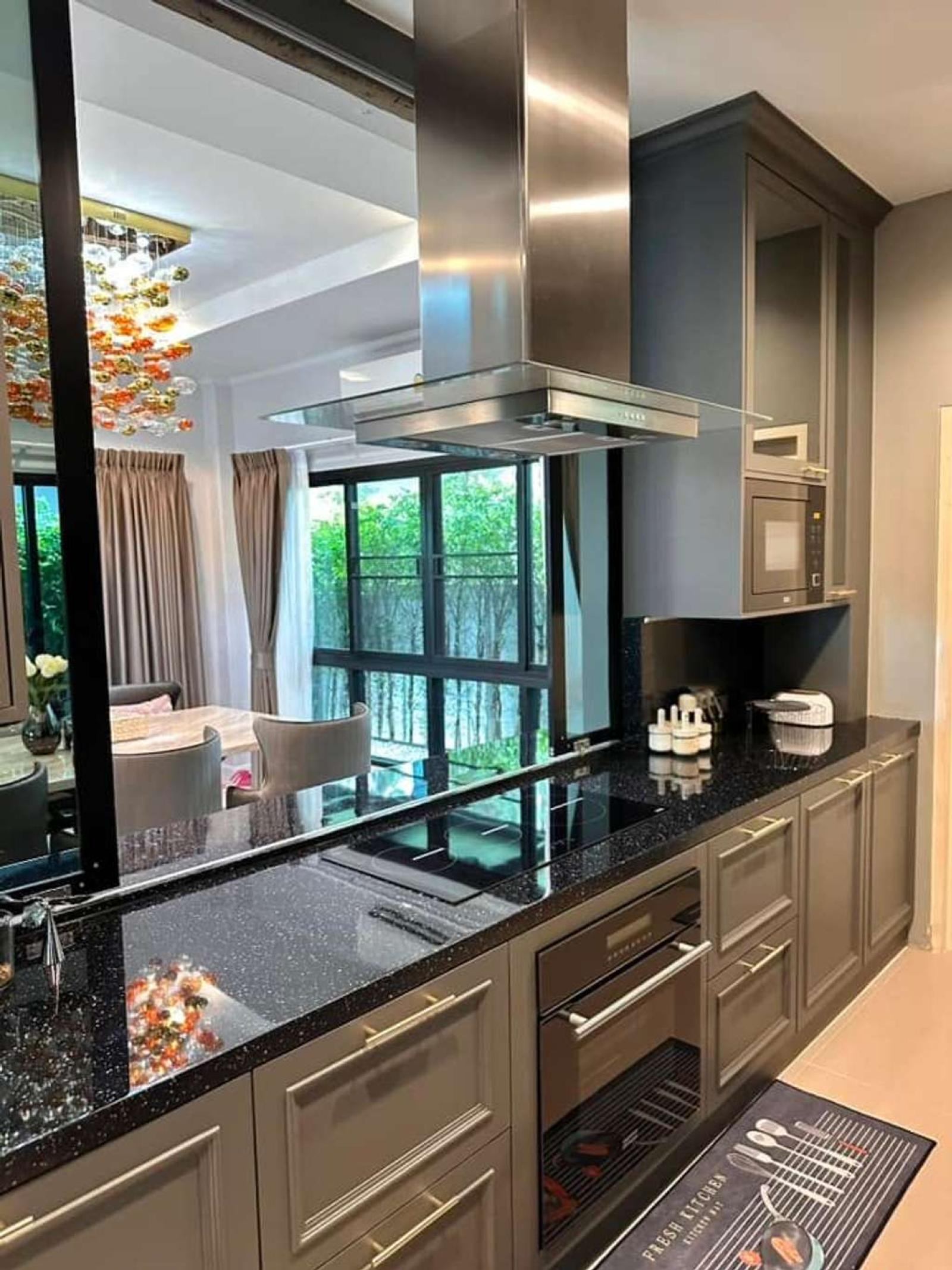 ศุภาลัย เอสเซ้นส์ สวนหลวง / 5 ห้องนอน (ให้เช่า), Supalai Essence Suanluang / 5 Bedrooms (FOR RENT) POON318