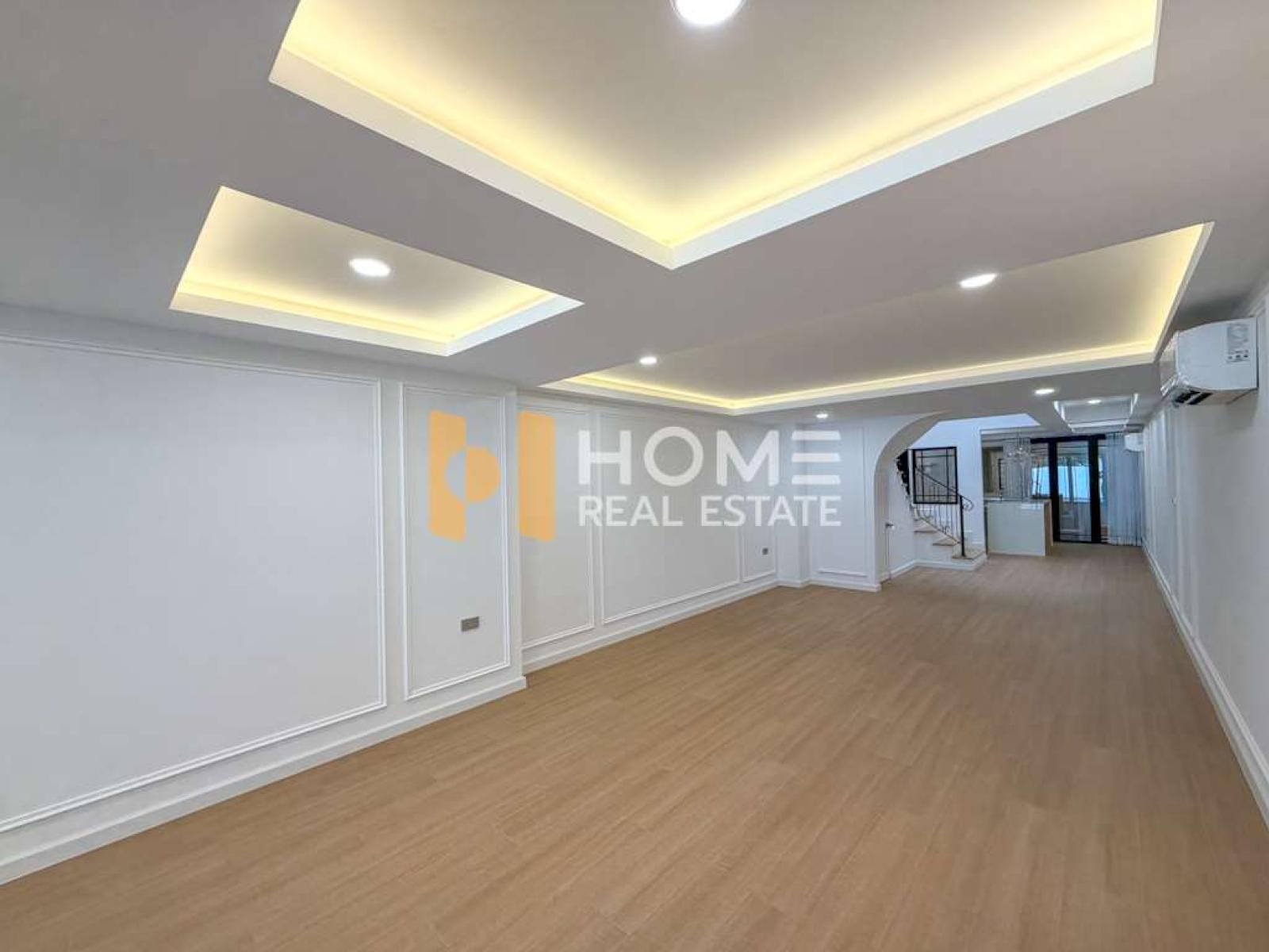 ทาวน์เฮ้าส์ ซอยปรีดีพนมยงค์ 42 / 3 ห้องนอน (ขาย), Townhouse, Soi Pridi Phanomyong 42 / 3 Bedrooms (FOR SALE) GNG250