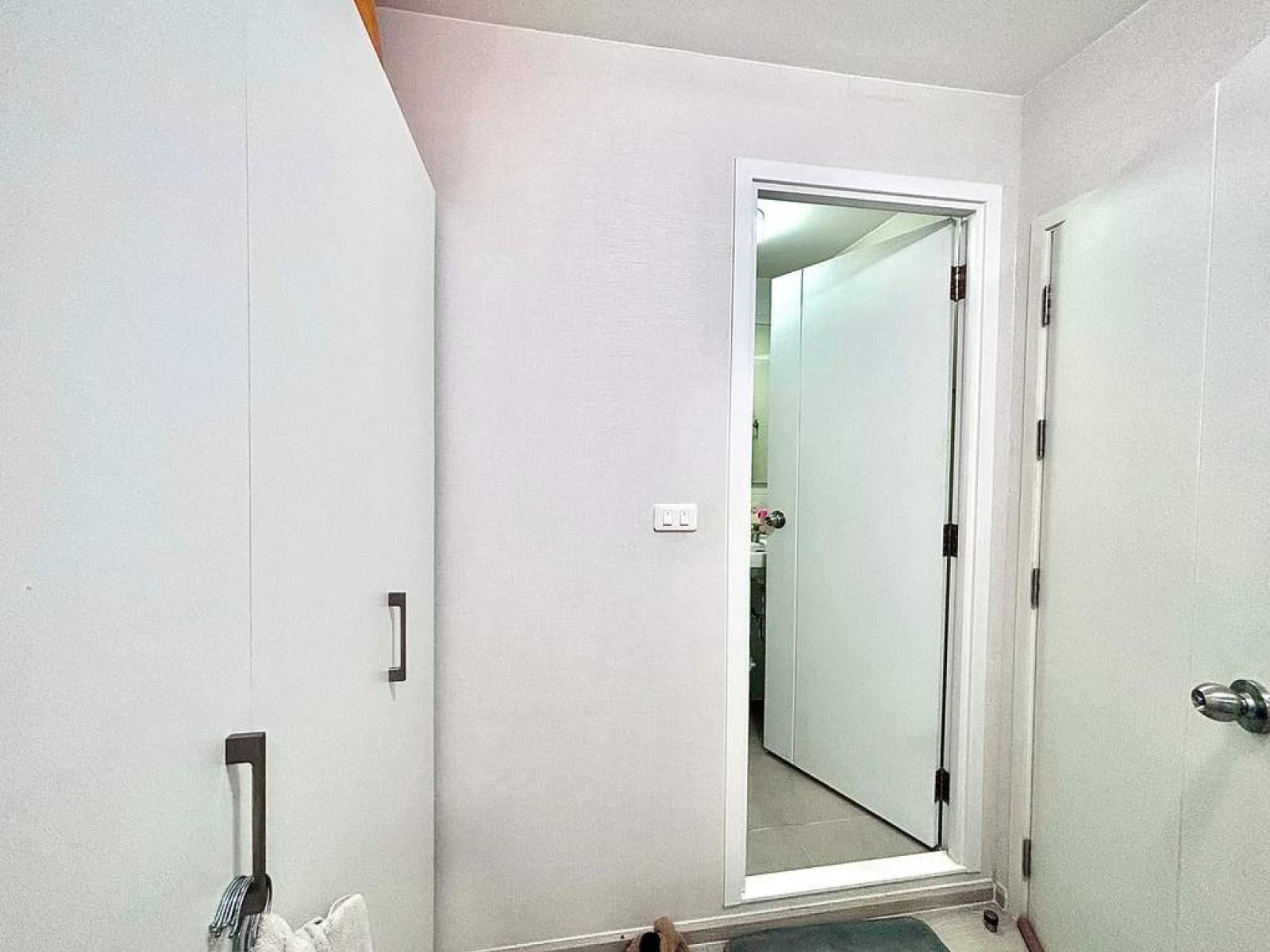 Plum Condo Ram 60 Interchange / 1 Bed Plus (SALE WITH TENANT), พลัมคอนโด รามคำแหง 60 อินเตอร์เชนจ์ / 1 ห้องนอน + ห้องอเนกประสงค์ (ขายพร้อมผู้เช่า) BENS006