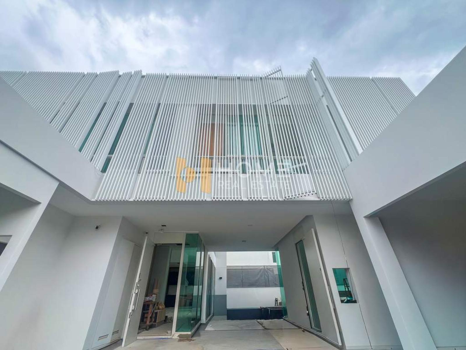วีเว่ บางนา กม.7 / 3 ห้องนอน (ขาย), VIVE Bangna Km.7 / 3 Bedrooms (FOR SALE) DA198