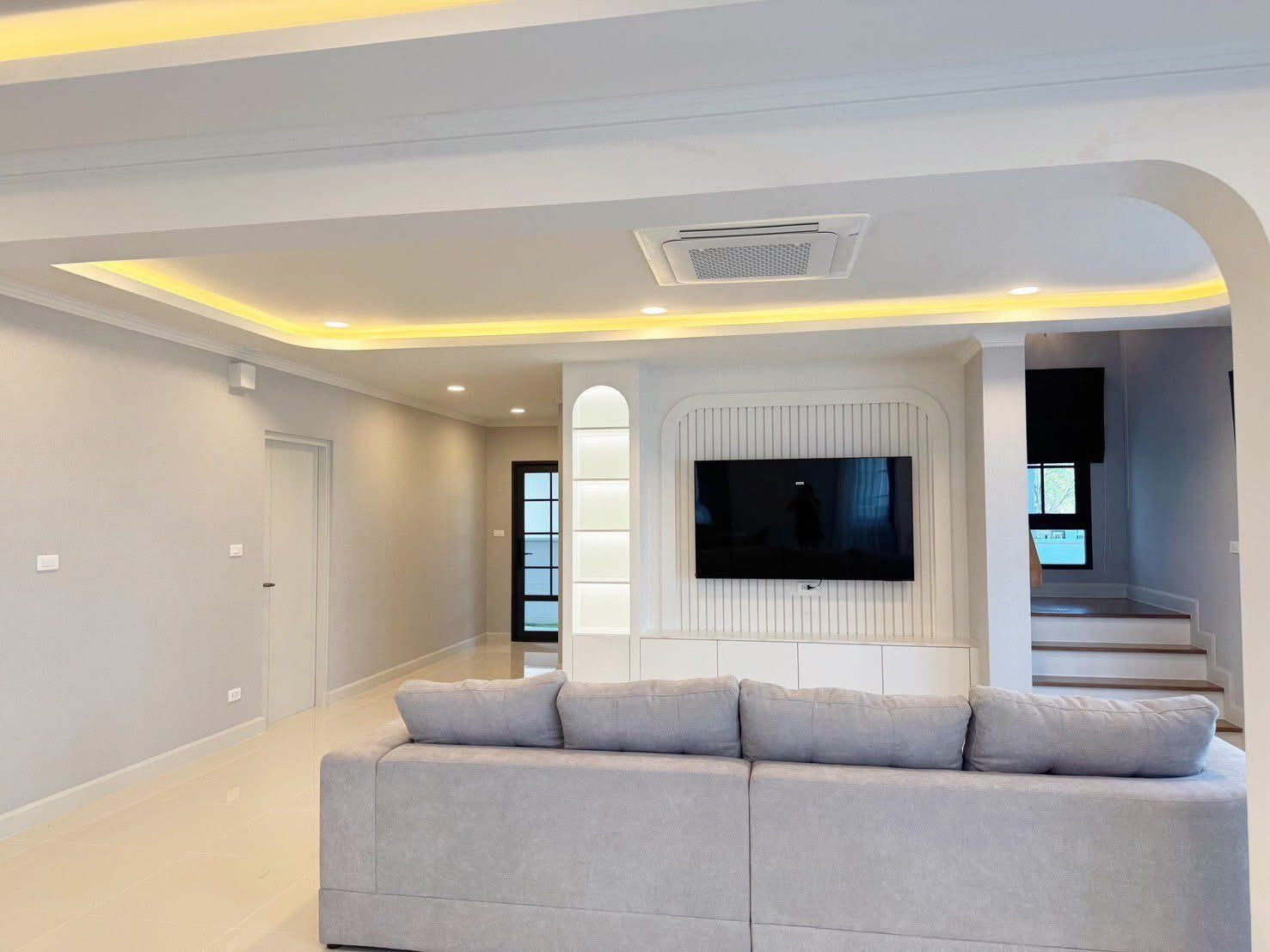 เซนโทร บางนา เฟส 2 / 4 ห้องนอน (ขาย), Centro Bangna Phase 2 / 4 Bedrooms (FOR SALE) DA224