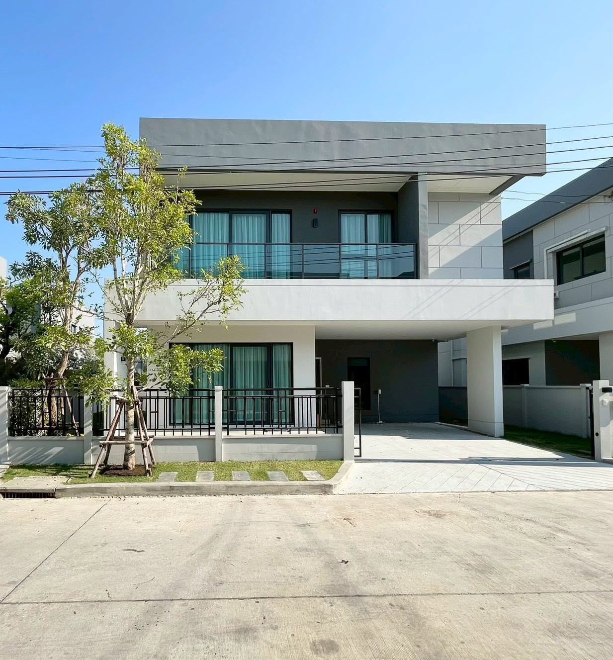 เซนโทร บางนา / 4 ห้องนอน (ขาย), Centro Bangna / 4 Bedrooms (FOR SALE) DA045