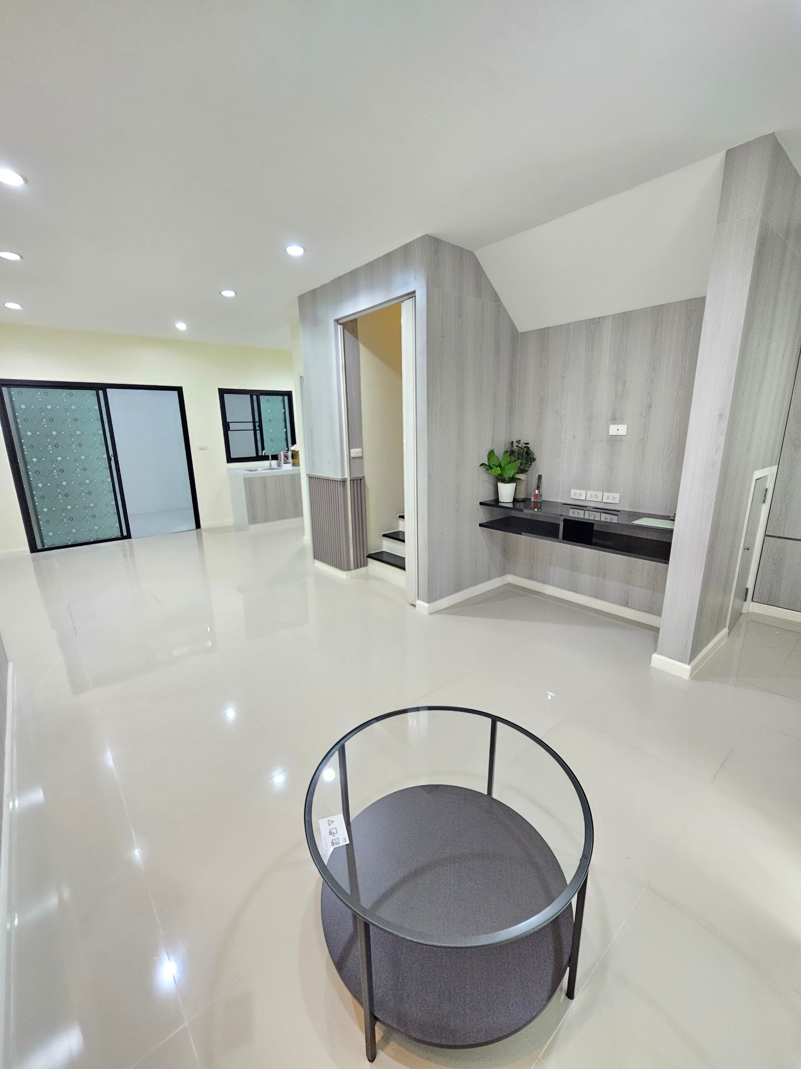 พาทิโอ ศรีนครินทร์ - พระราม 9 / 4 ห้องนอน (ขาย), Patio Srinakarin - Rama 9 / 4 Bedrooms (FOR SALE) BZD276