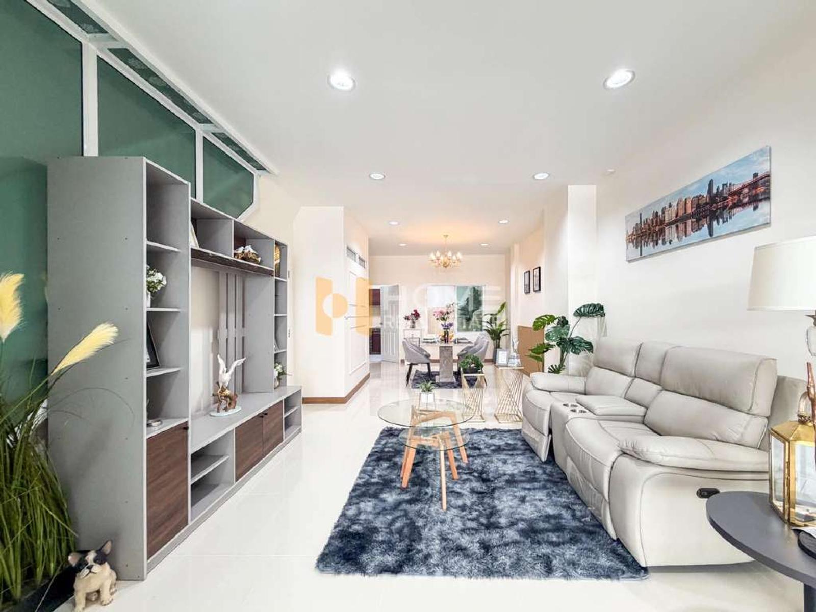 ✨🏡 บ้านกลางสาทร ราคาหลุด  รีโนเวทใหม่กริ๊บ เฟอร์ครบ พร้อมอยู่ ซื้อแล้วแทบไม่ต้องทำอะไรเพิ่ม ! แกรนดิตี้ สาธุประดิษฐ์ / 3 ห้องนอน (ขาย), Grandity Sathupradit / 3 Bedrooms (FOR SALE) BALL469