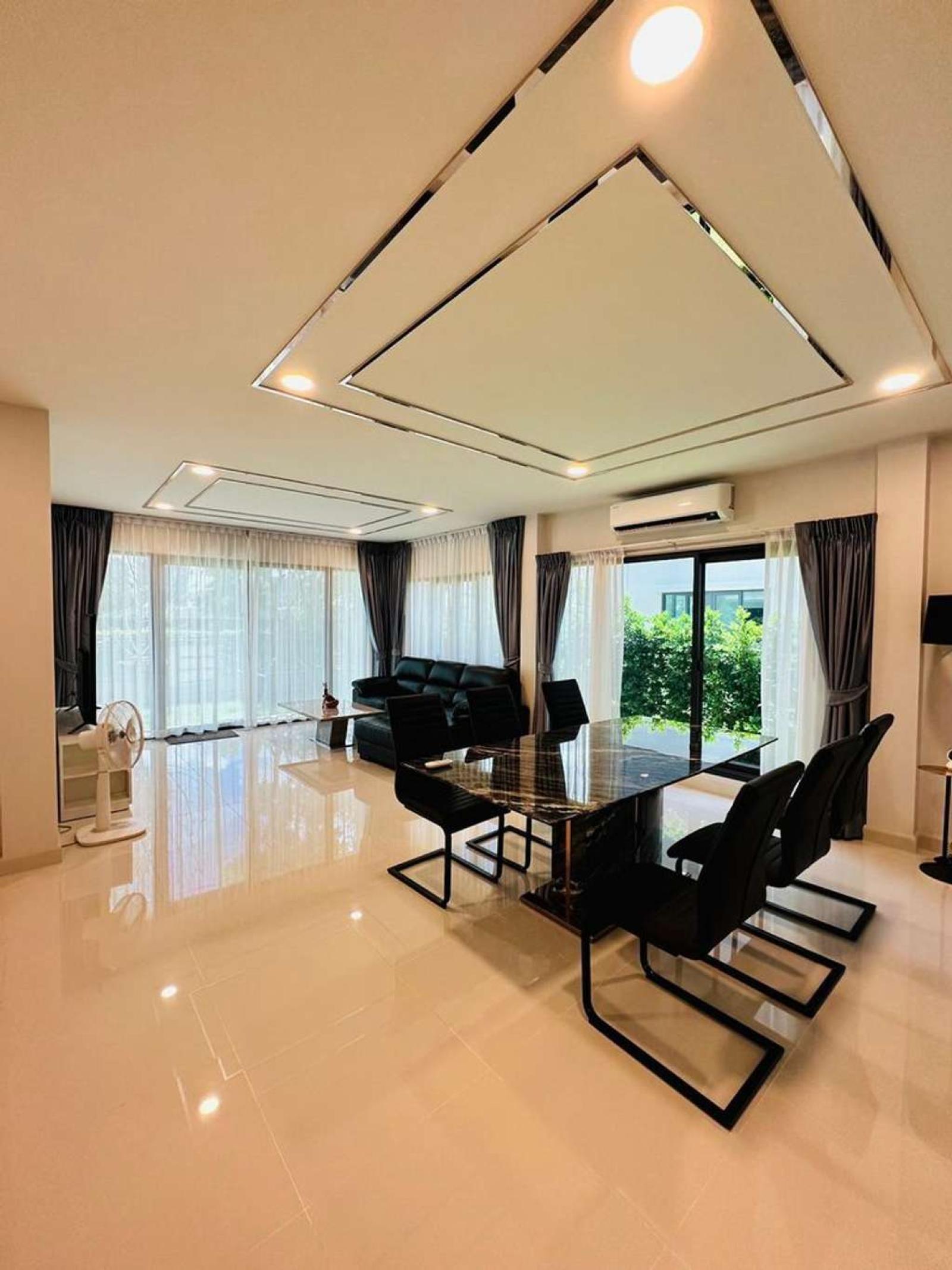 เซนโทร บางนา / 4 ห้องนอน (ขาย), Centro Bangna / 4 Bedrooms (FOR SALE) DA255