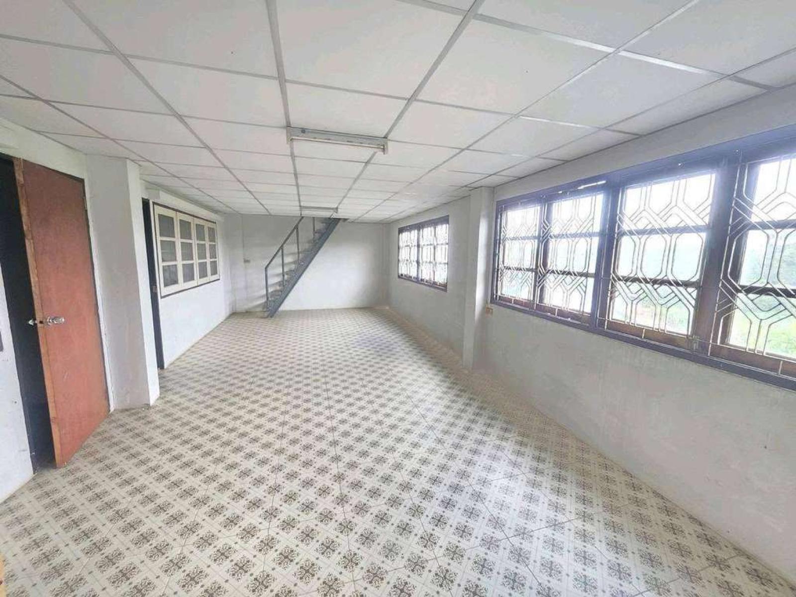 อาคารพาณิชย์ 3 ชั้น 2 คูหา / 3 ชั้น (ให้เช่า), Three-story commercial building, 2 units. / 3 Storey (FOR RENT) EARK126