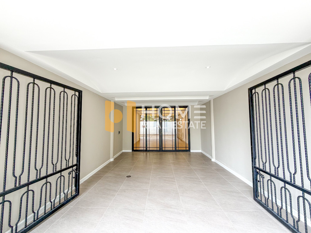 ทาวน์เฮ้าส์ ซอยปรีดีพนมยงค์ 42 / 3 ห้องนอน (เช่า), Townhouse, Soi Pridi Phanomyong 42 / 3 Bedrooms (FOR RENT) GNG250