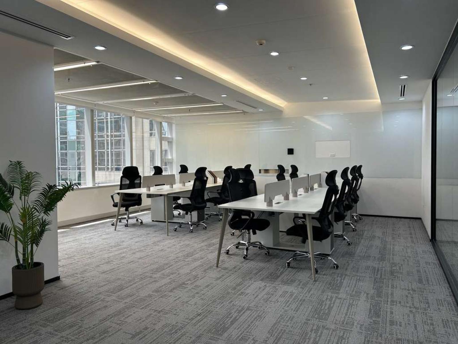 ซีอาร์ซี ออล ซีซั่น เพลส / 138 ตร.ม. (ให้เช่า), CRC All Seasons Place / 138 Sq.m. (FOR RENT) FAHH072